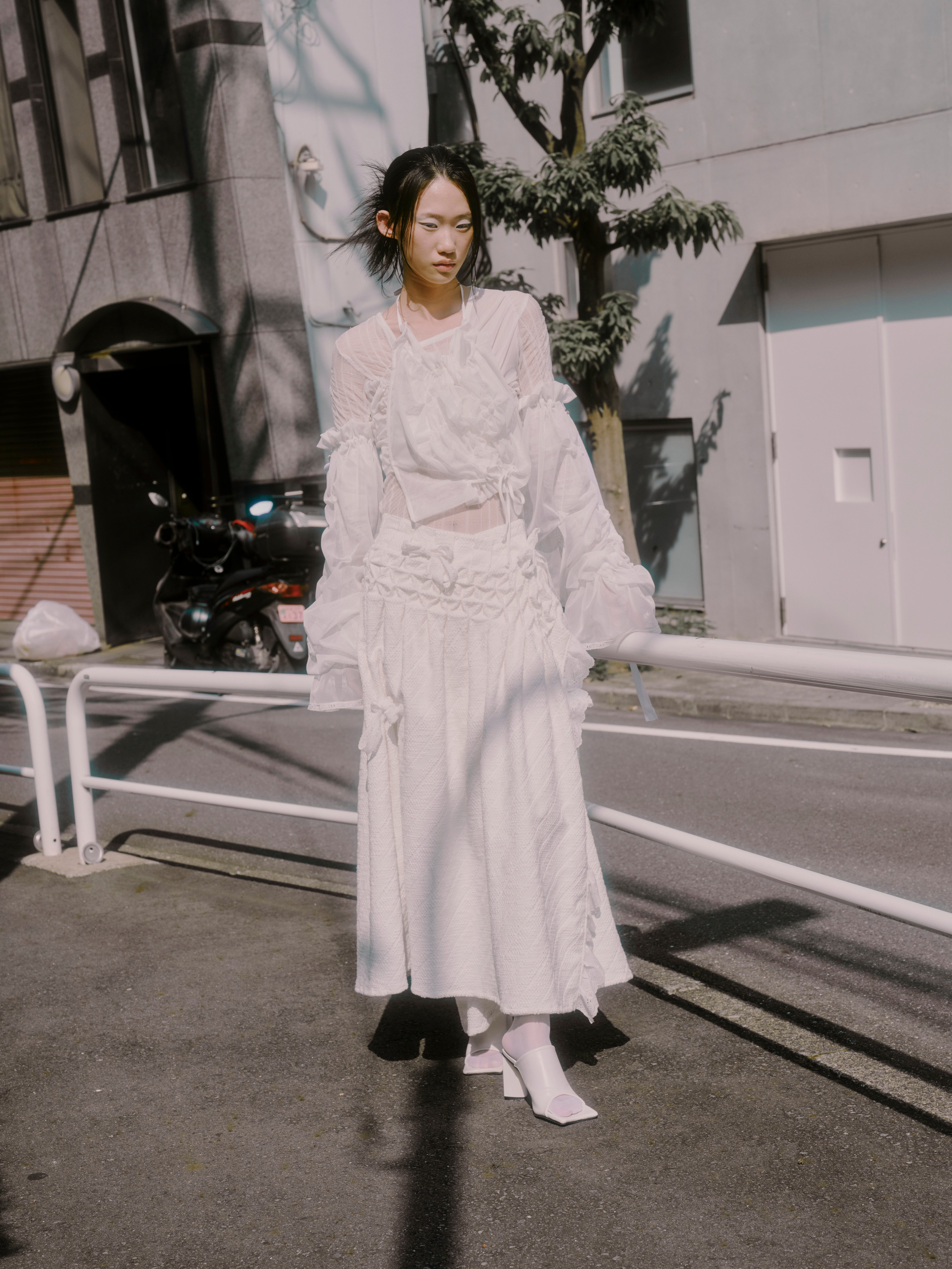 Garden bouquet pullover - white