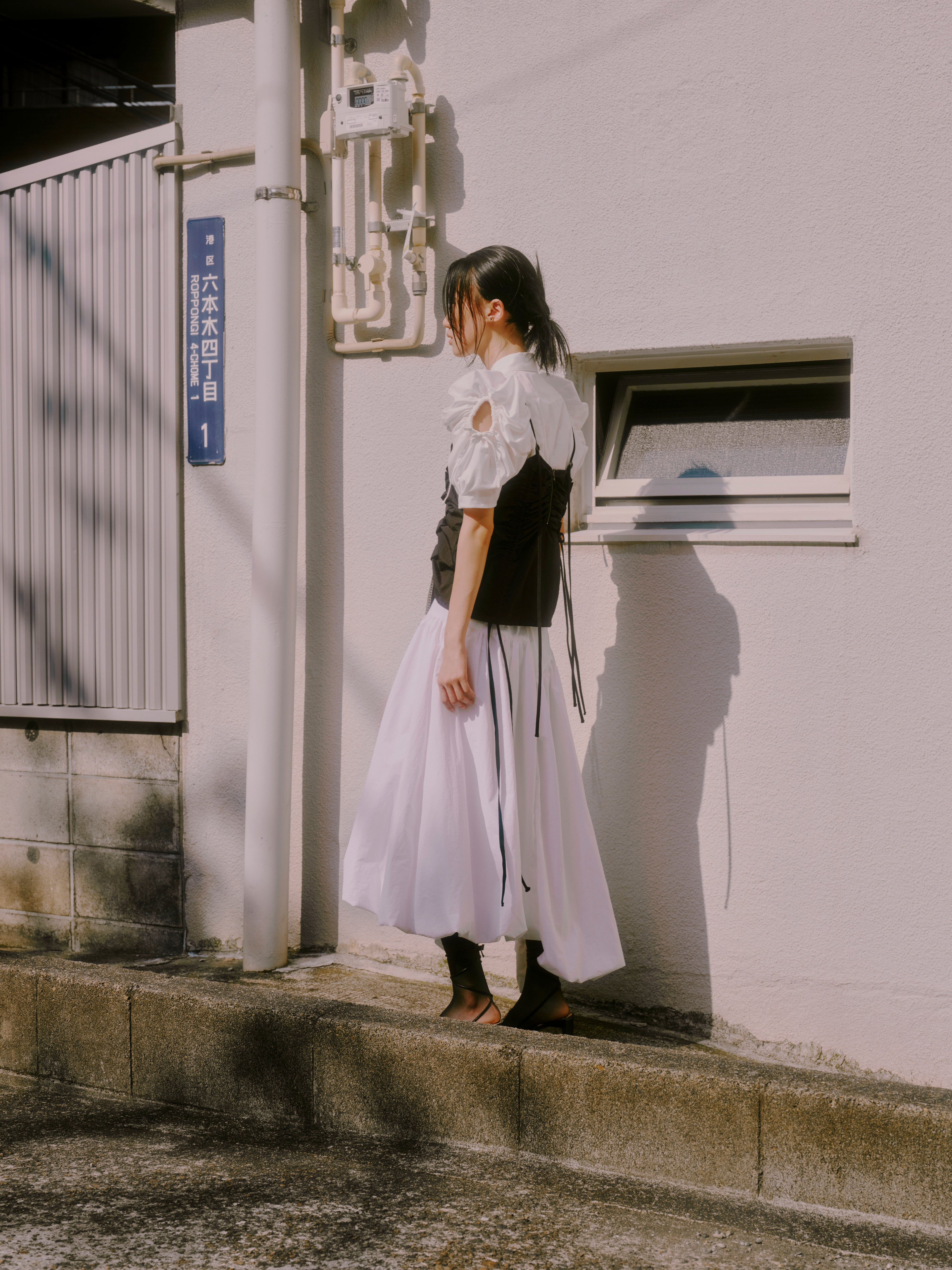 Hole sleeve blouse - White