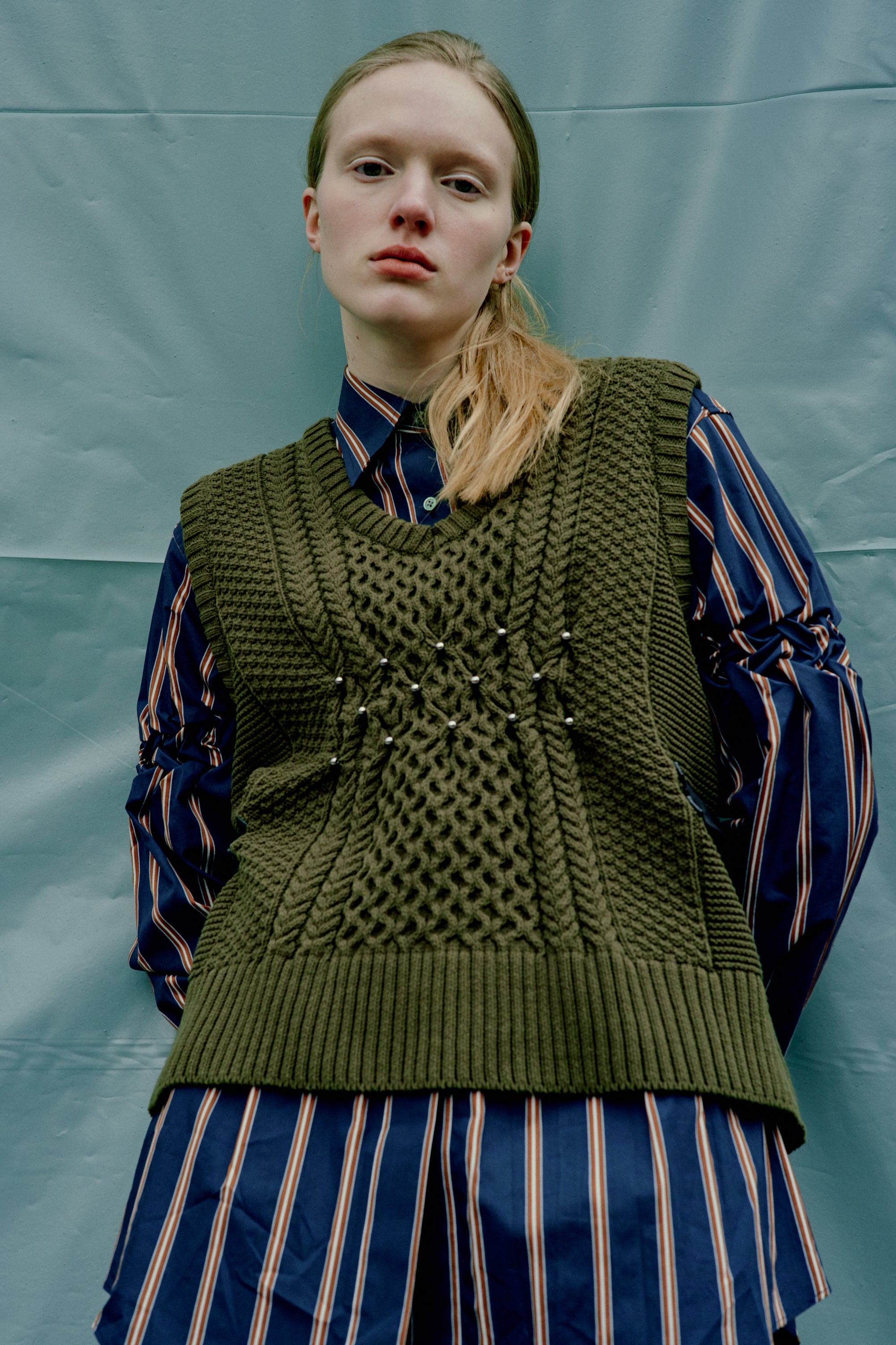 Aran knit vest - Khaki October delivery