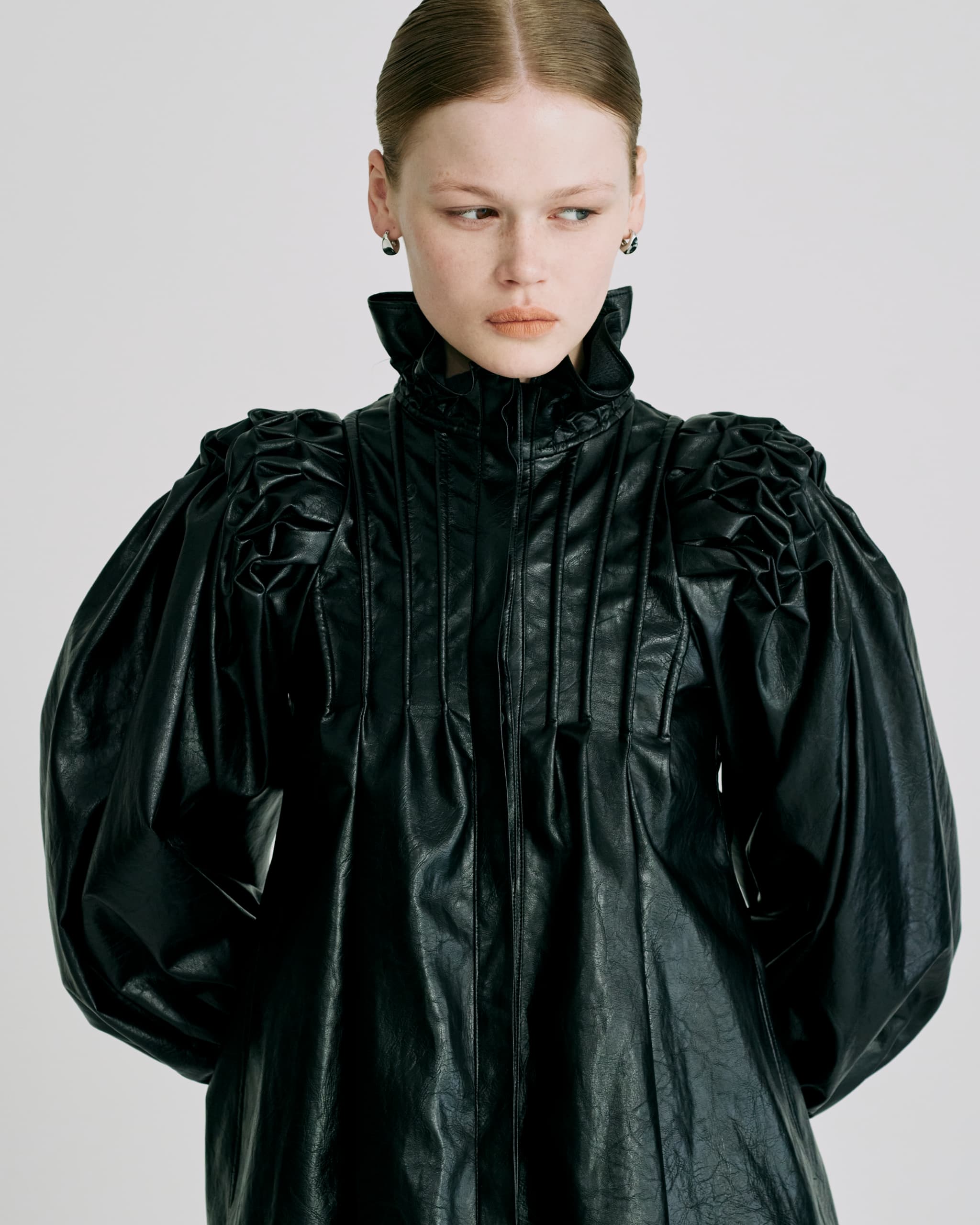 Standneck tuck shirt jacket - Black-leather