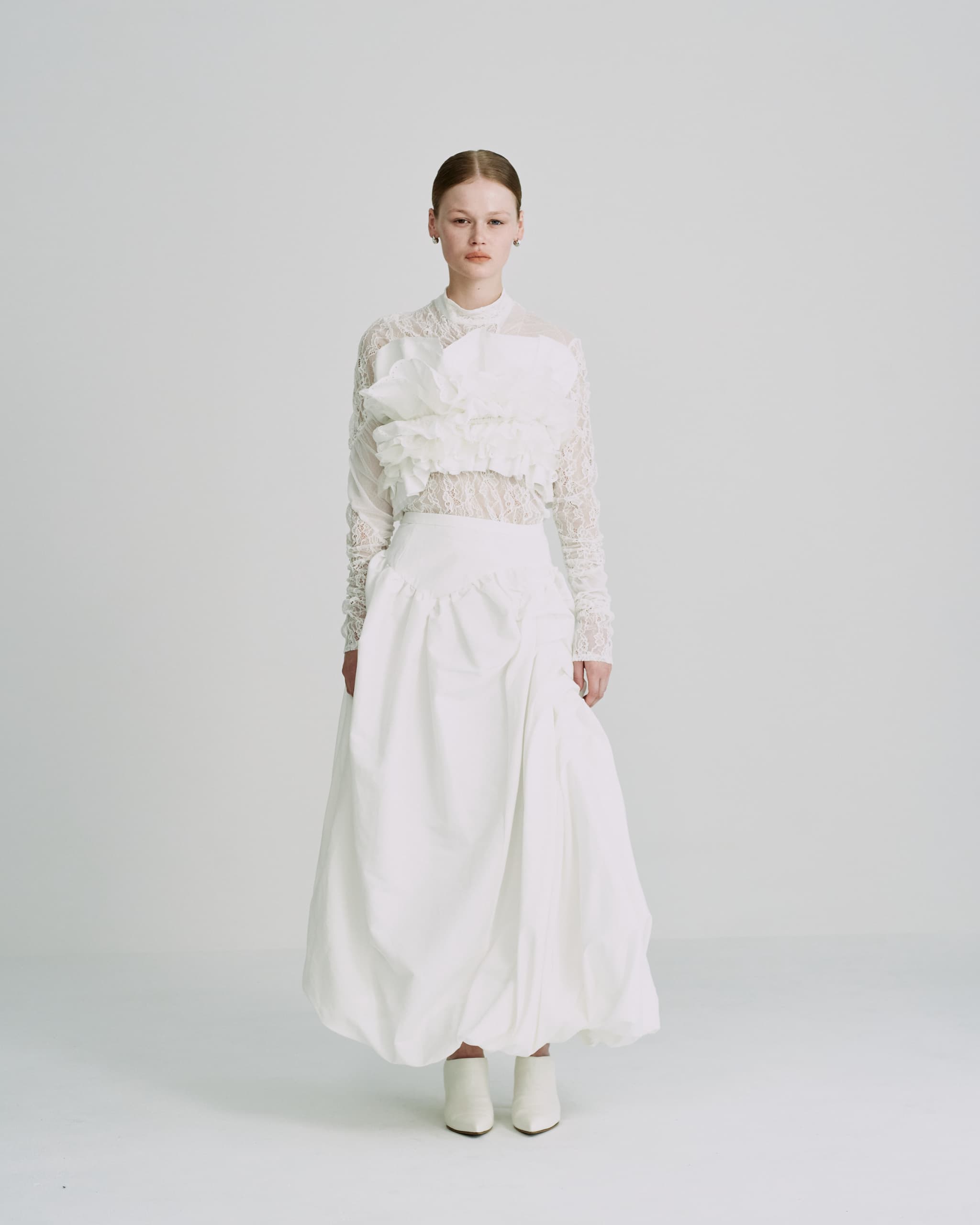 Stand neck shirring pullover - White