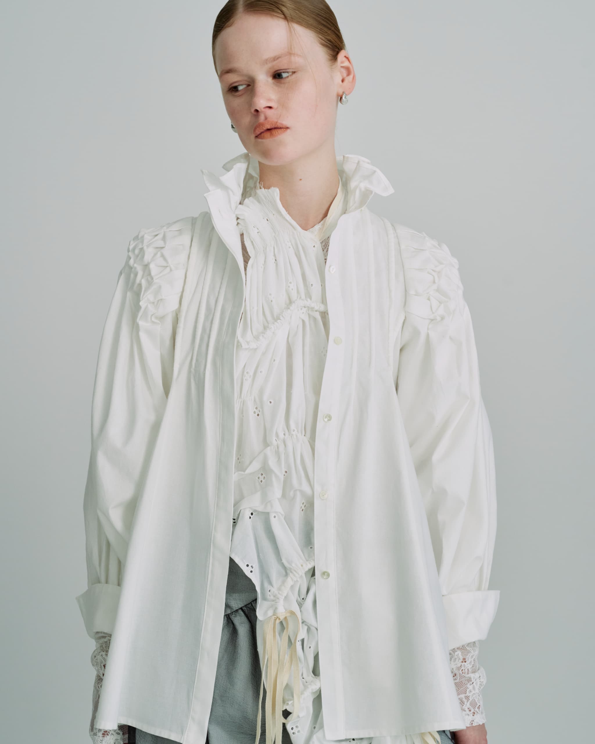 Standneck tuck shirt jacket - White