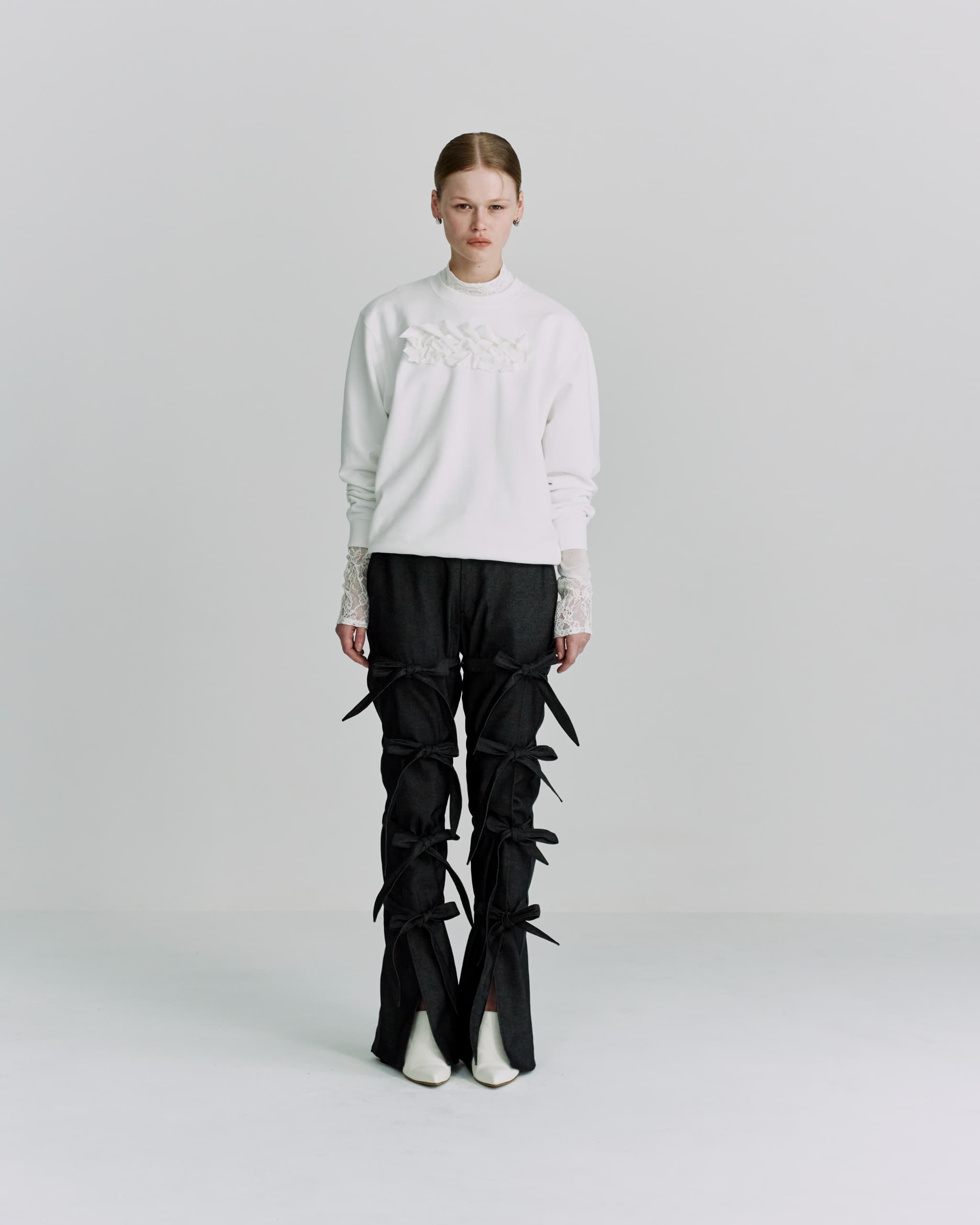 Slit ribbon pants - Black-denim