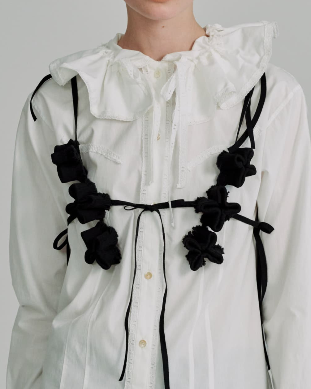 Flare collar blouse - White