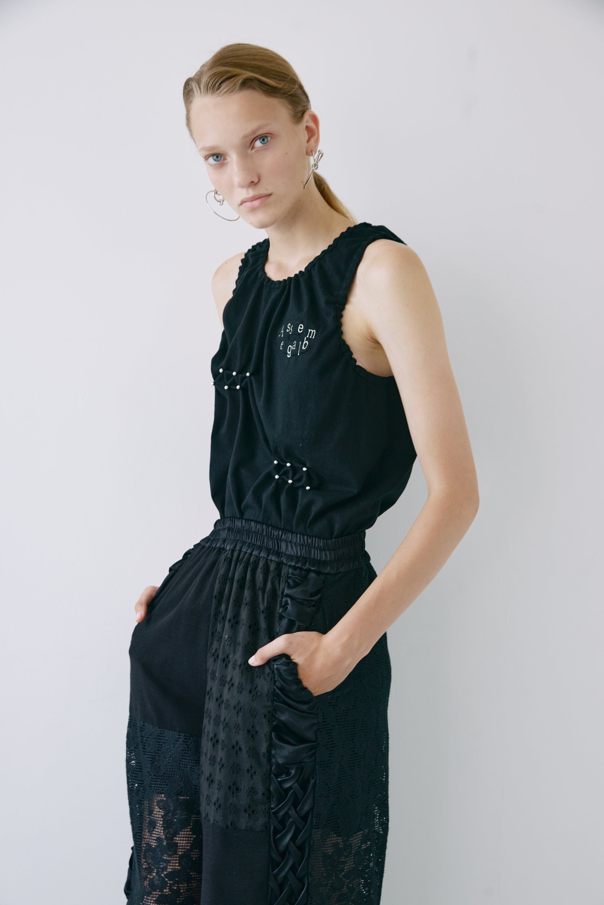 Assemblage smocking gather tank top - Black