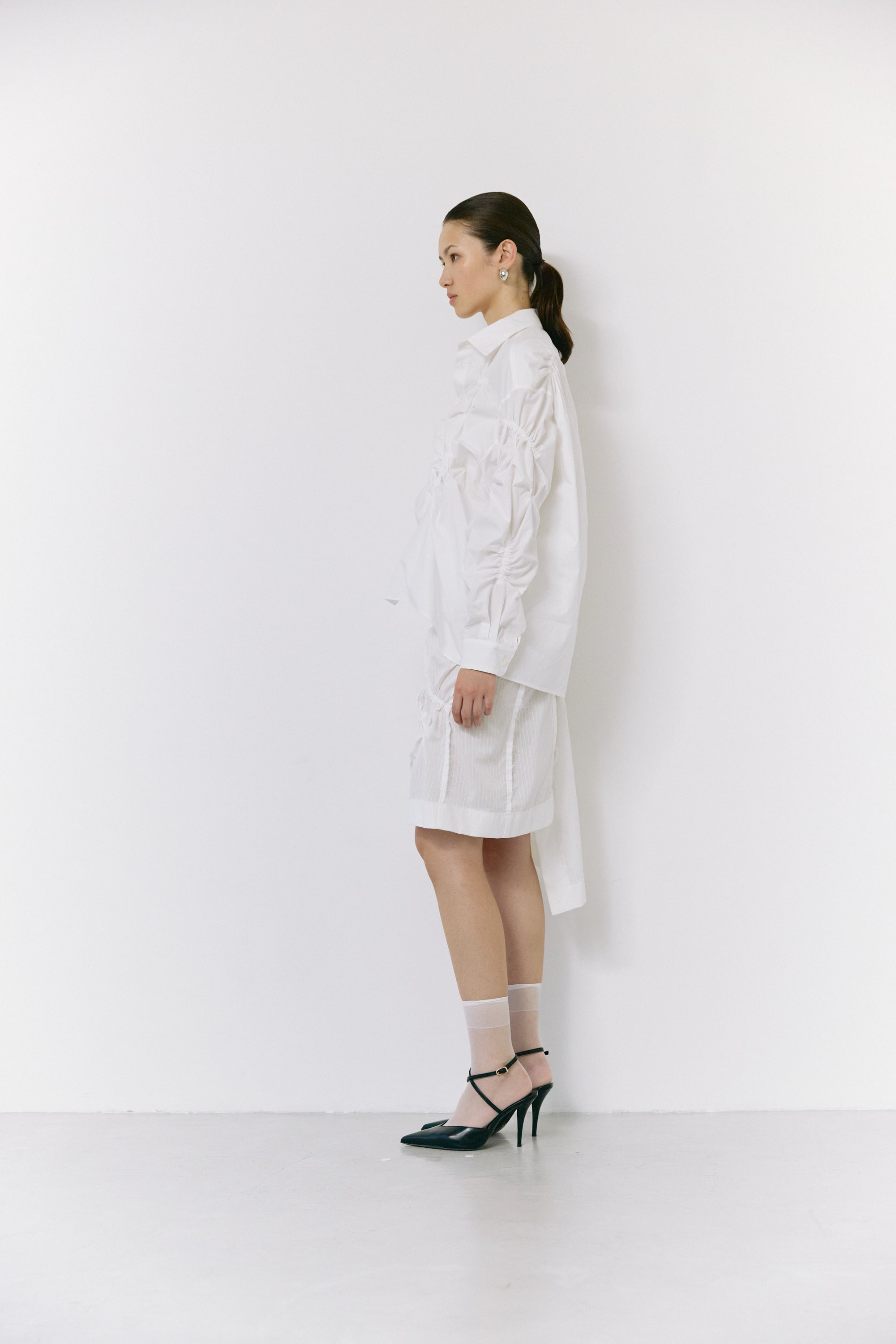 Drape deformation wrap skirt - Off-white
