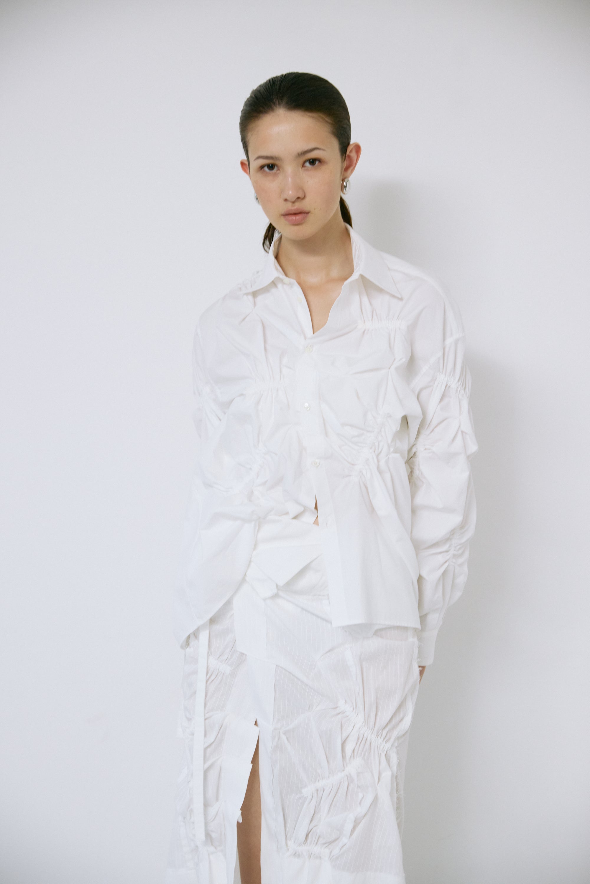 Drape deformation wrap skirt - Off-white