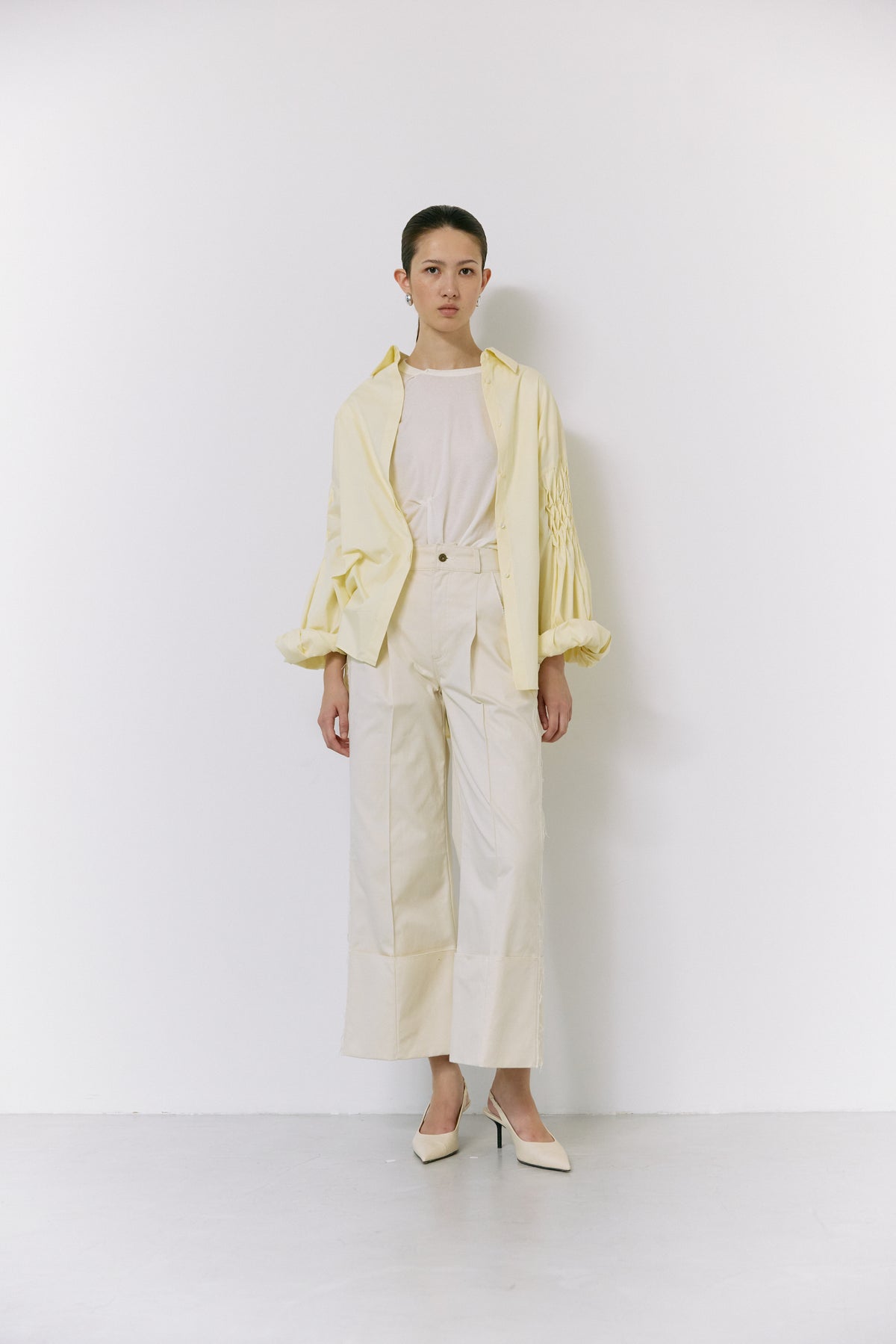 Smocking sleeve blouse - Yellow