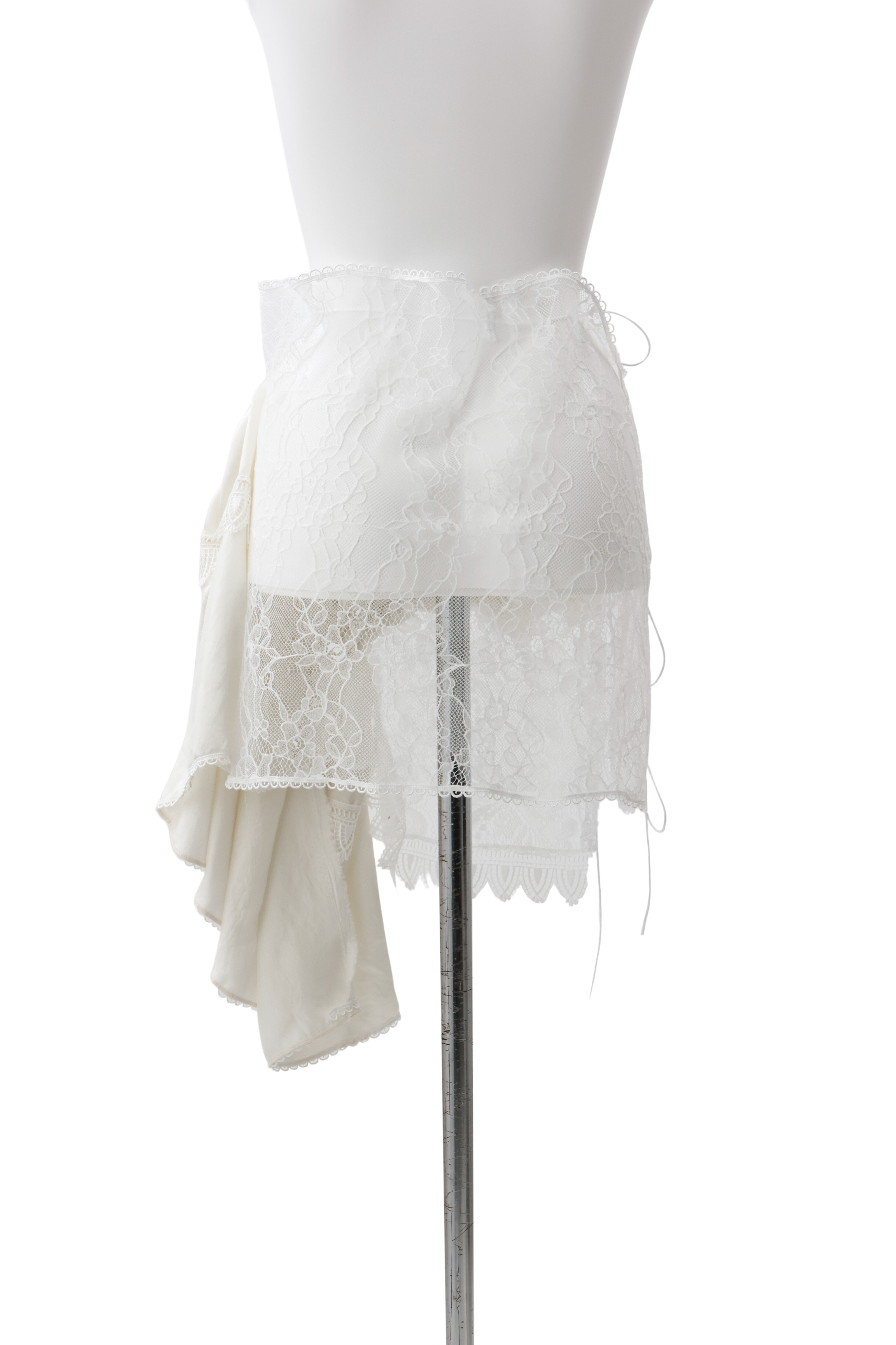 Hand pleats veil skirt - White