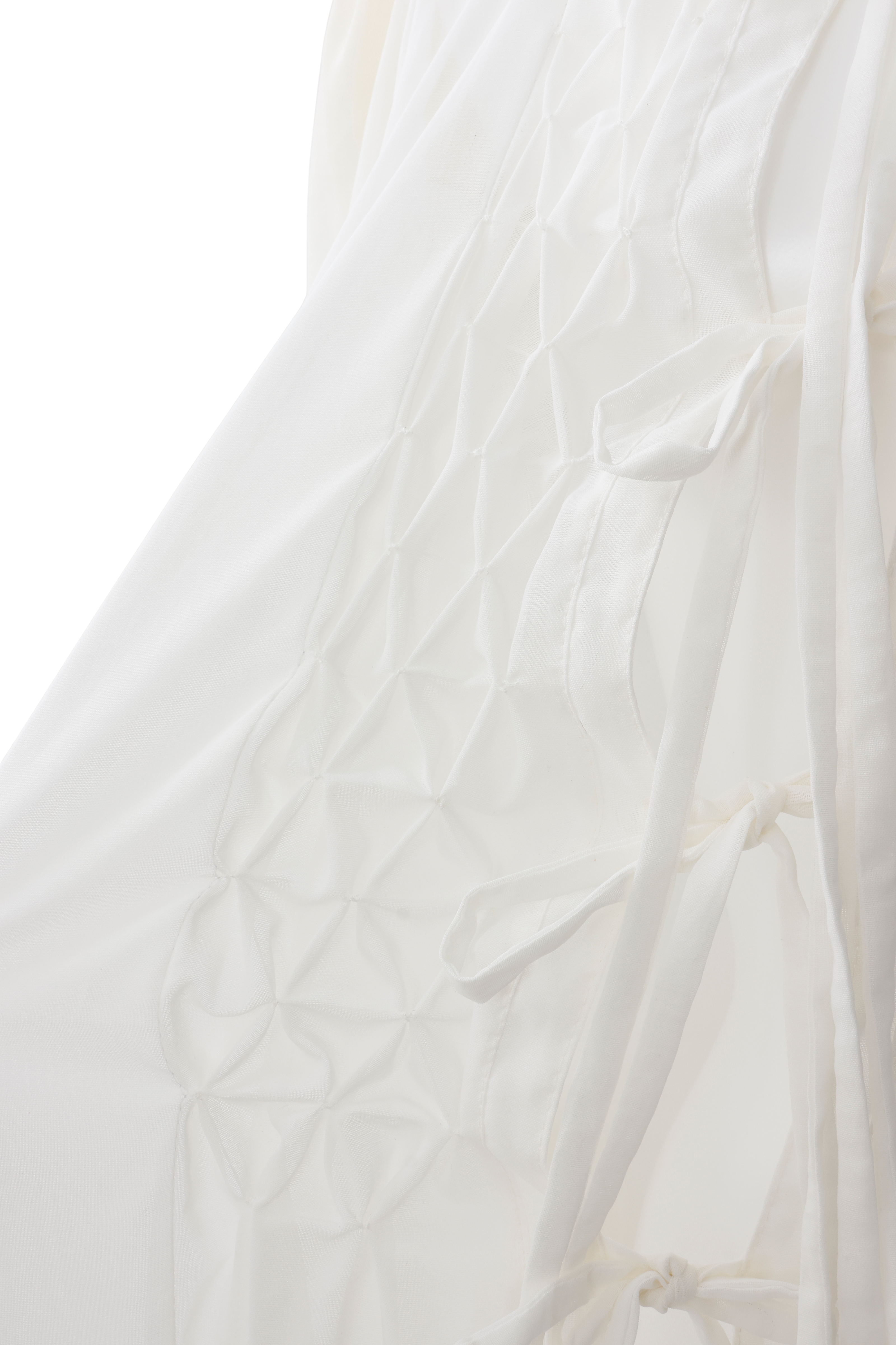 Smocking sheer gown - White