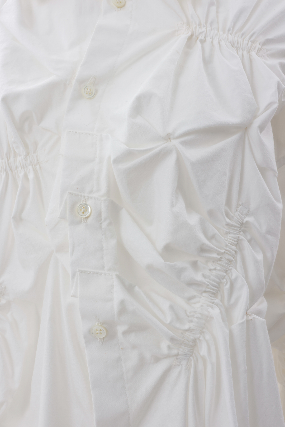 Drape deformation shirt - Off-white