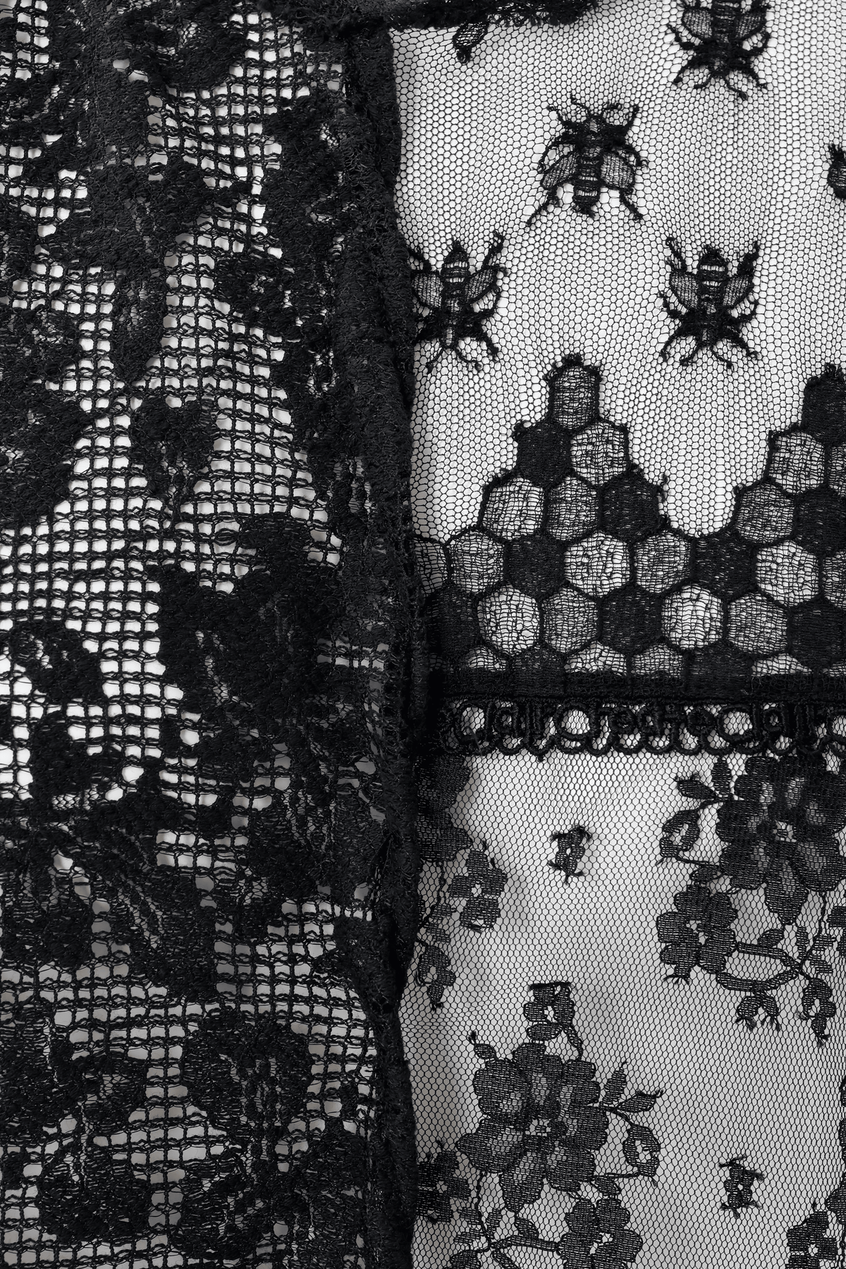 Twist edge lace blouse - Black