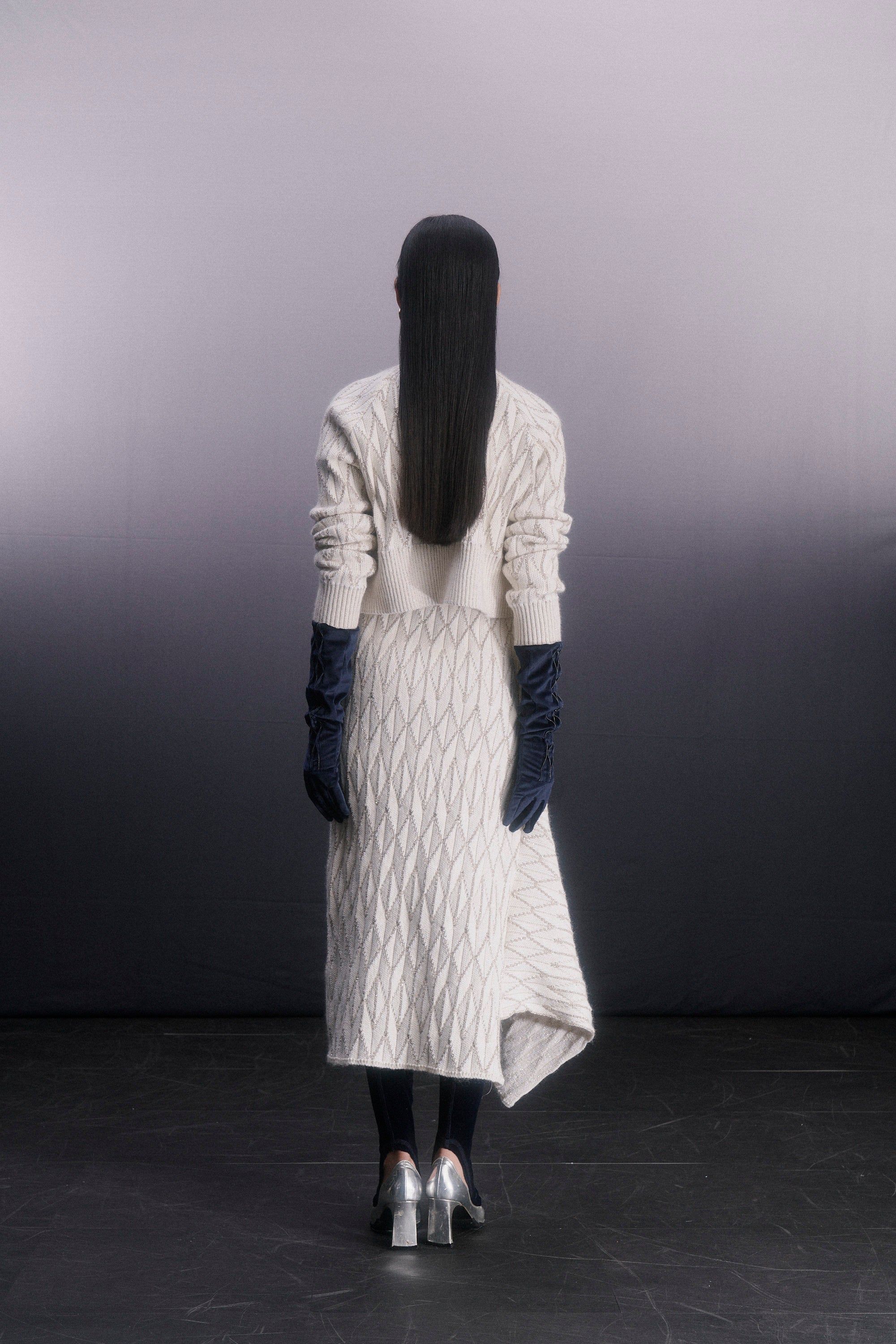 Knit pleats short pullover - White