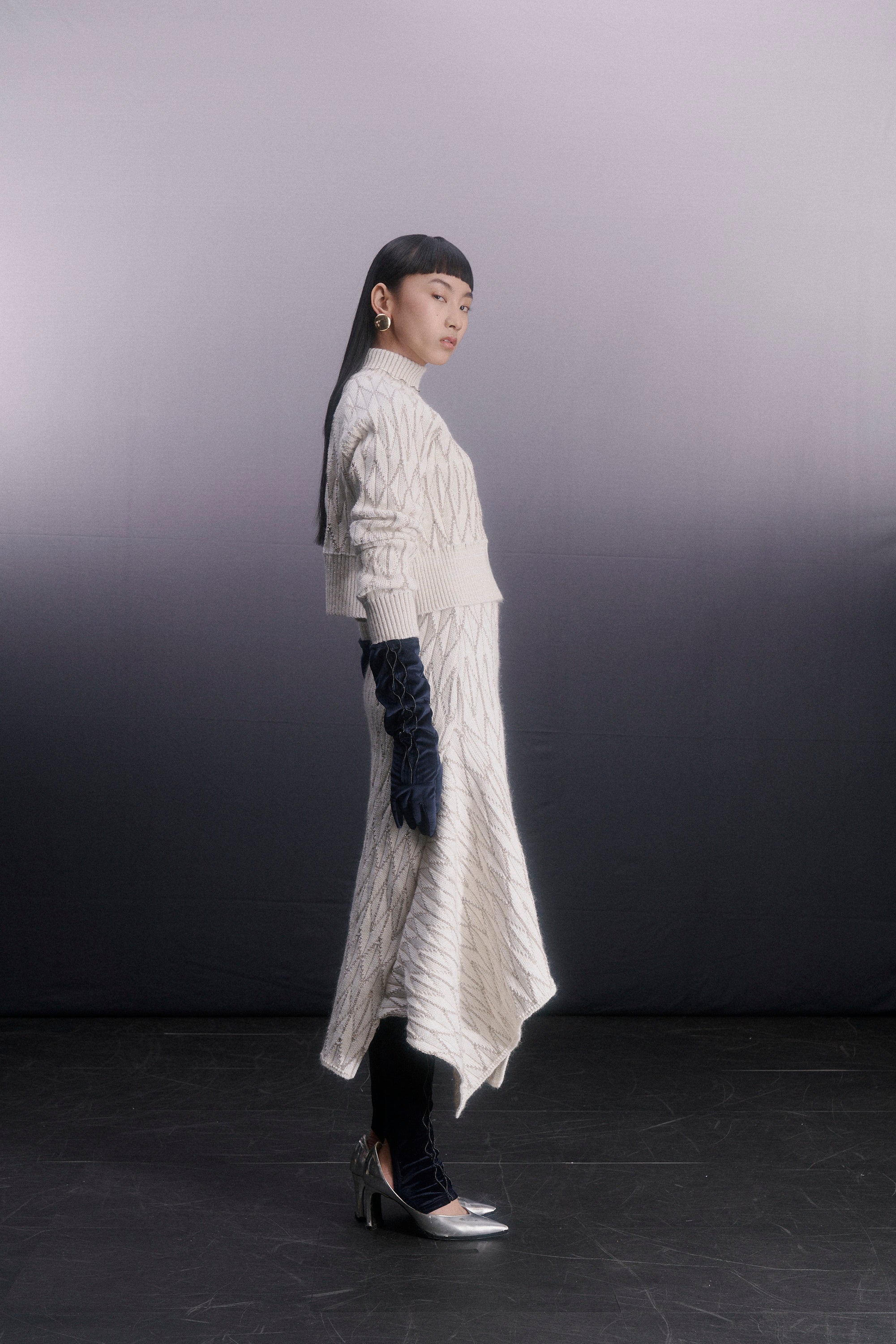 Knit pleats short pullover - White