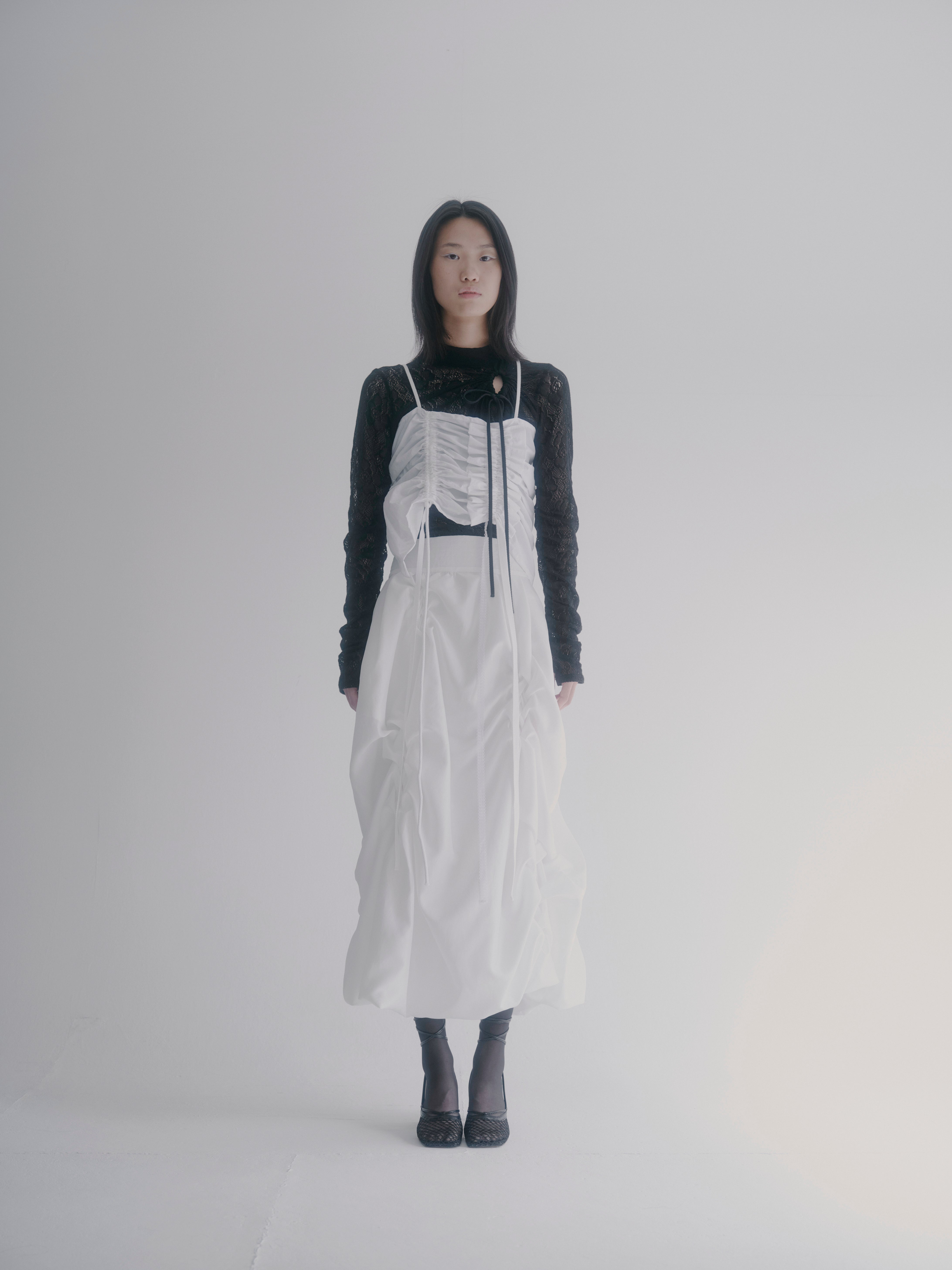 Deformation gather bustier - White