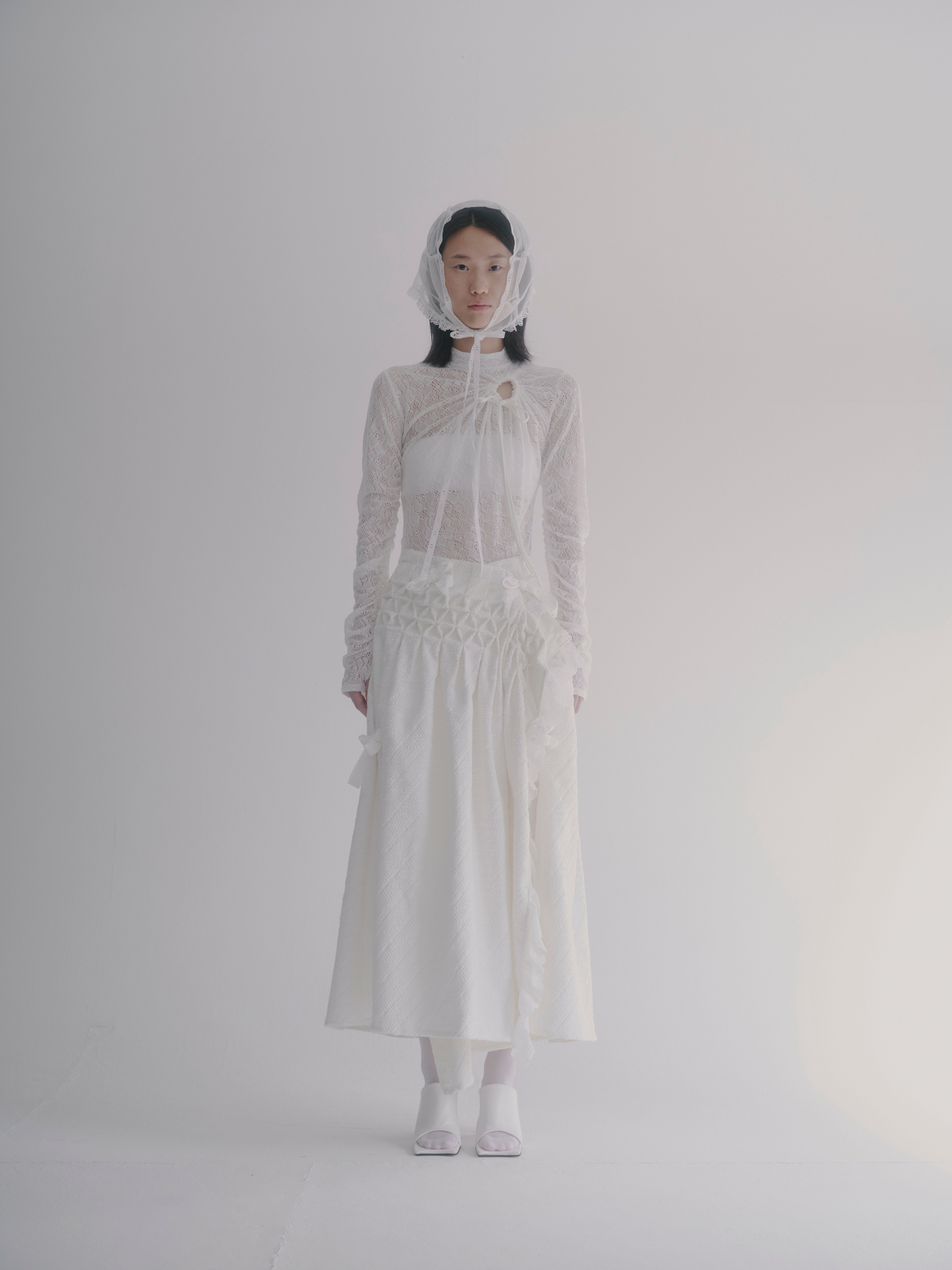 Hole lace skin top - White
