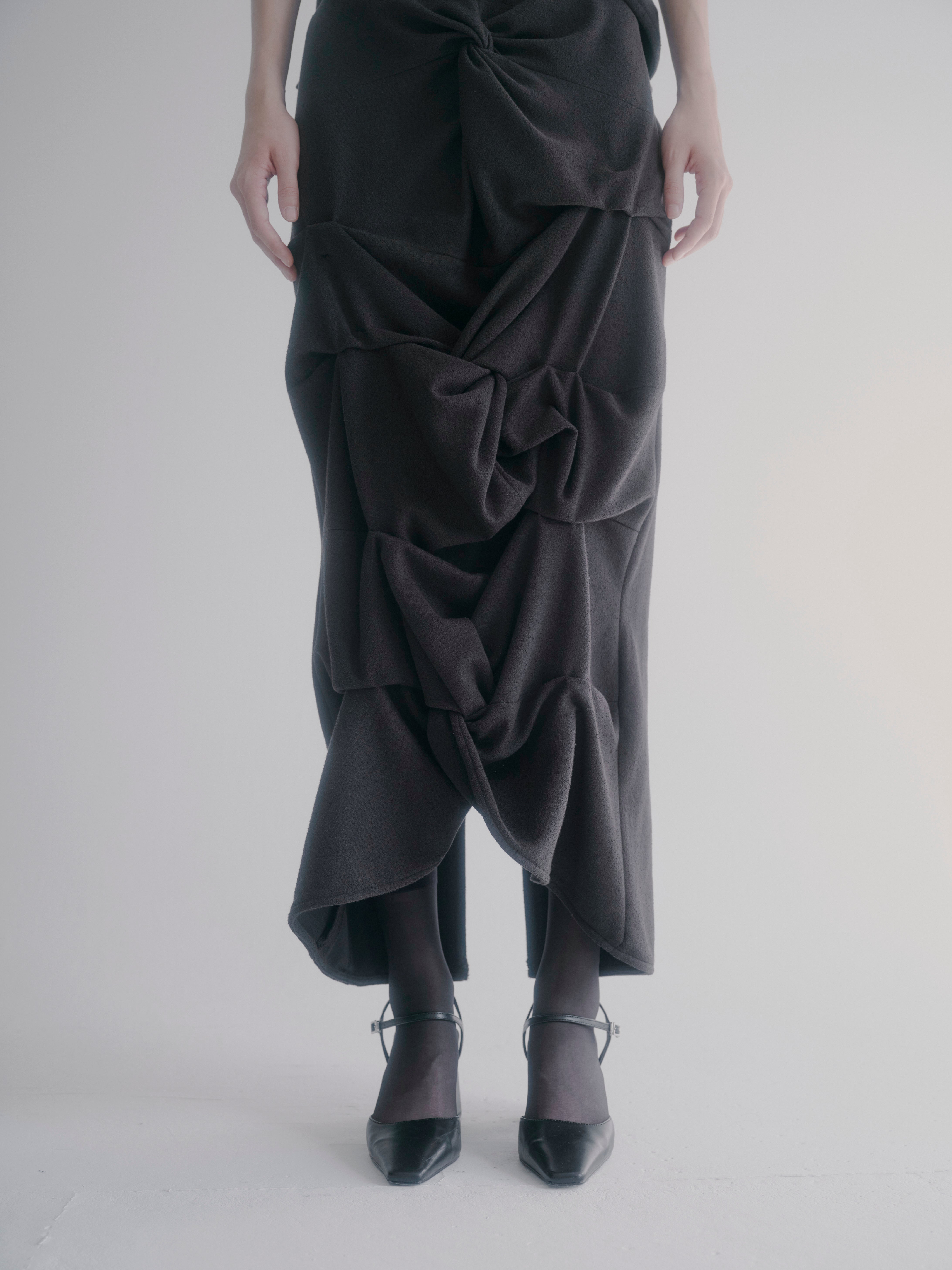 Design twist long skirt - Black