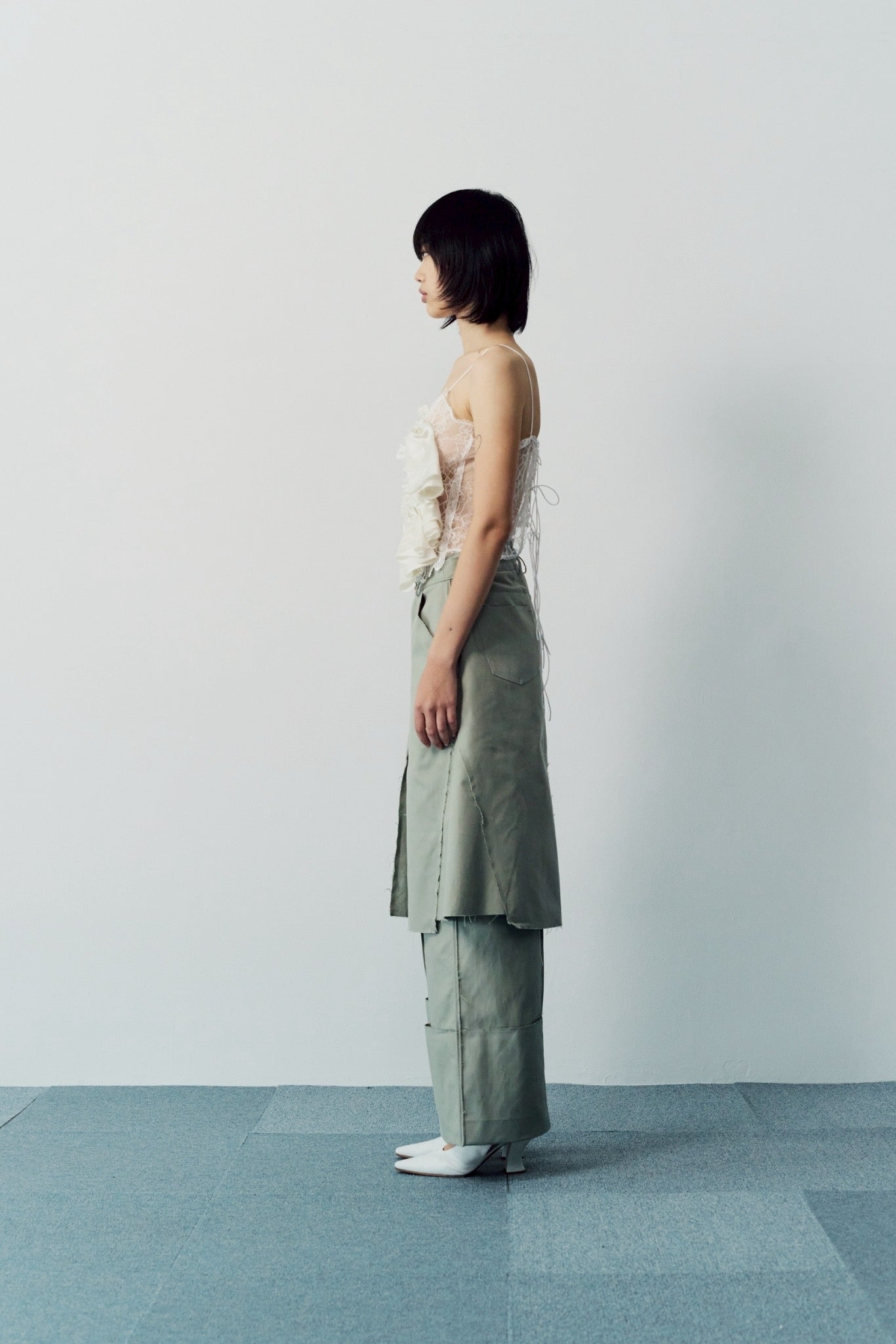 Hand pleats veil bustier - White