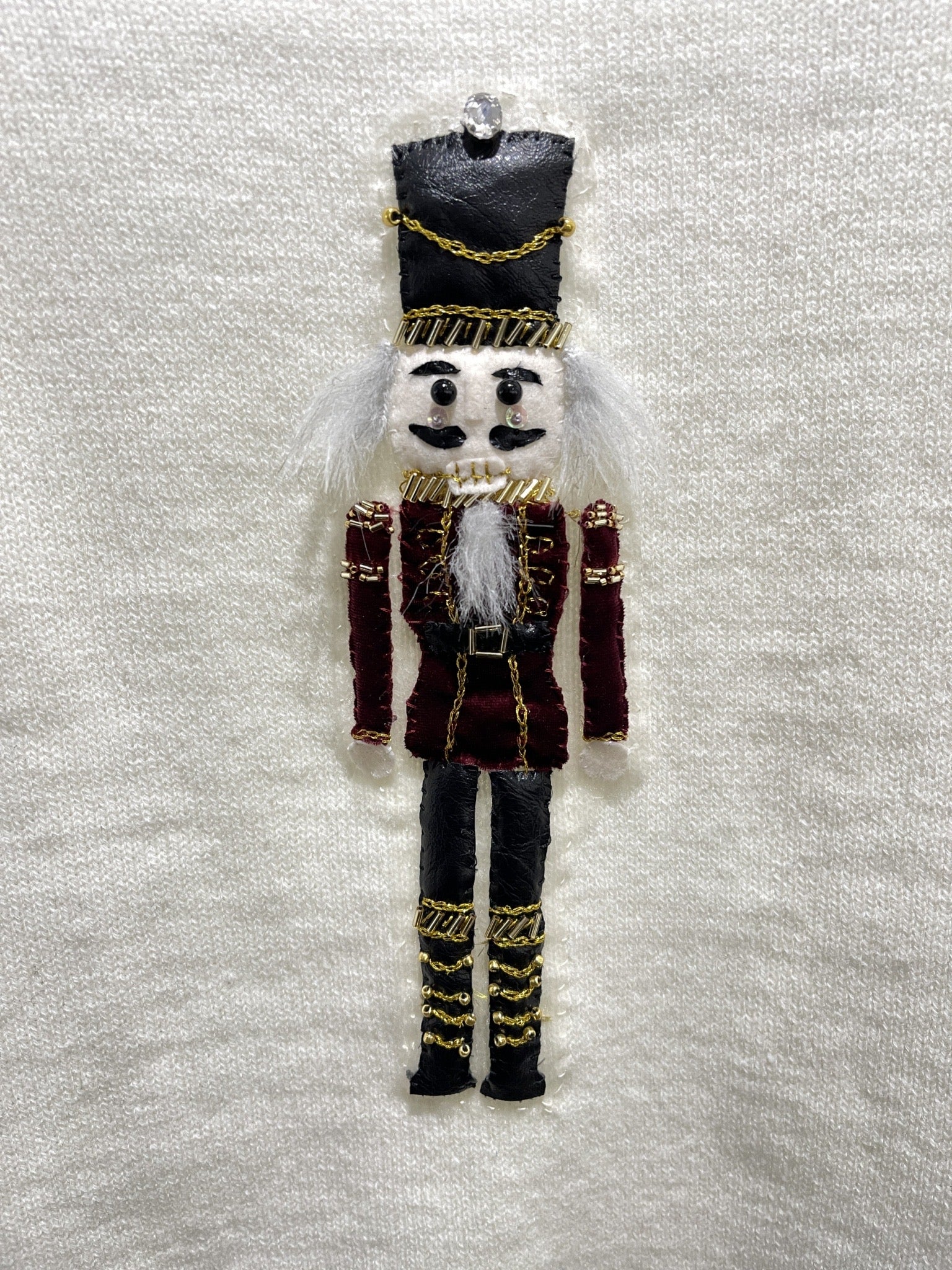 Nutcracker embroidery knit - Ivory