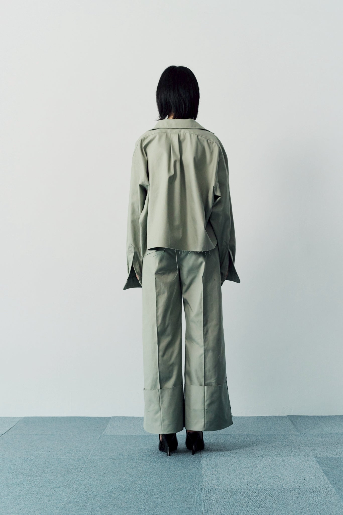 Wide-Leg Roll Pants - Green