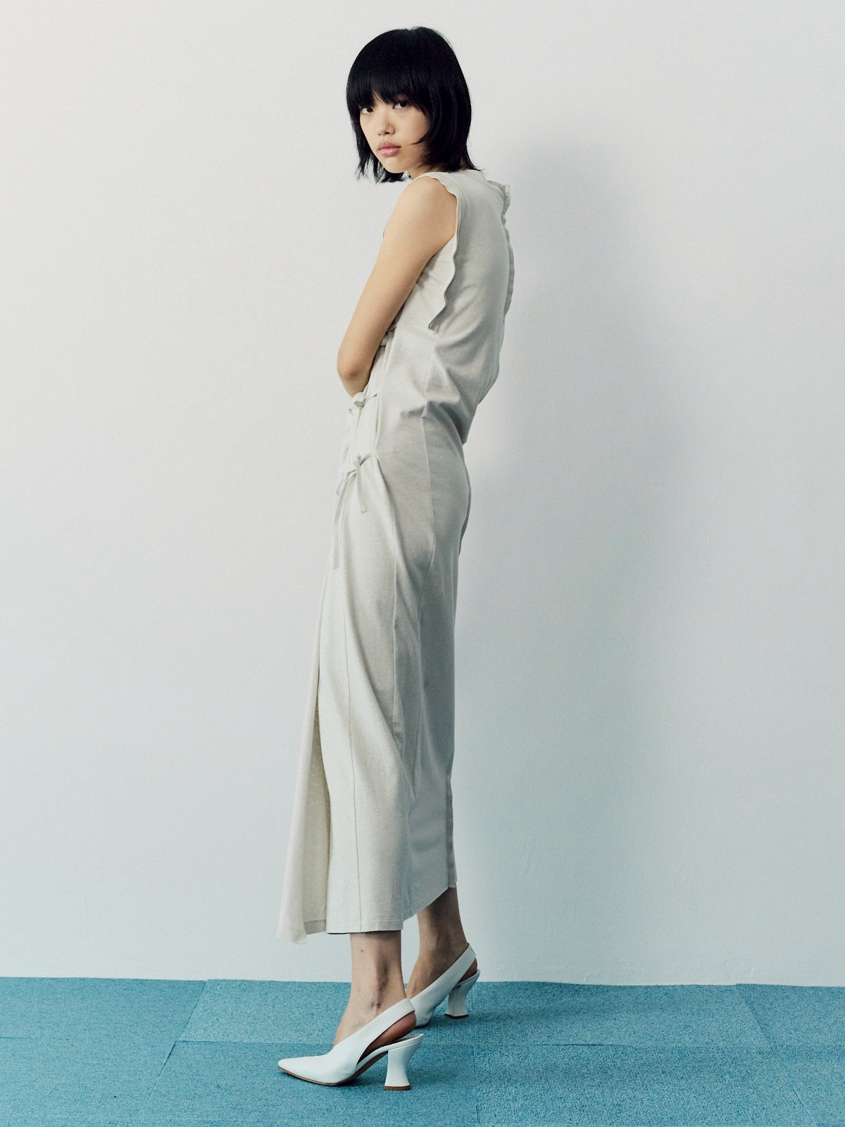 High slit cut dress - Beige