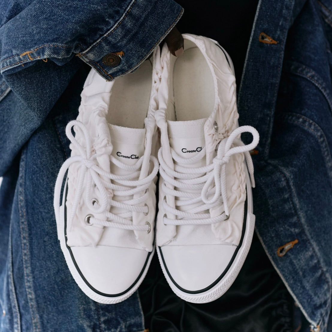 Sneaker launch event "toile"