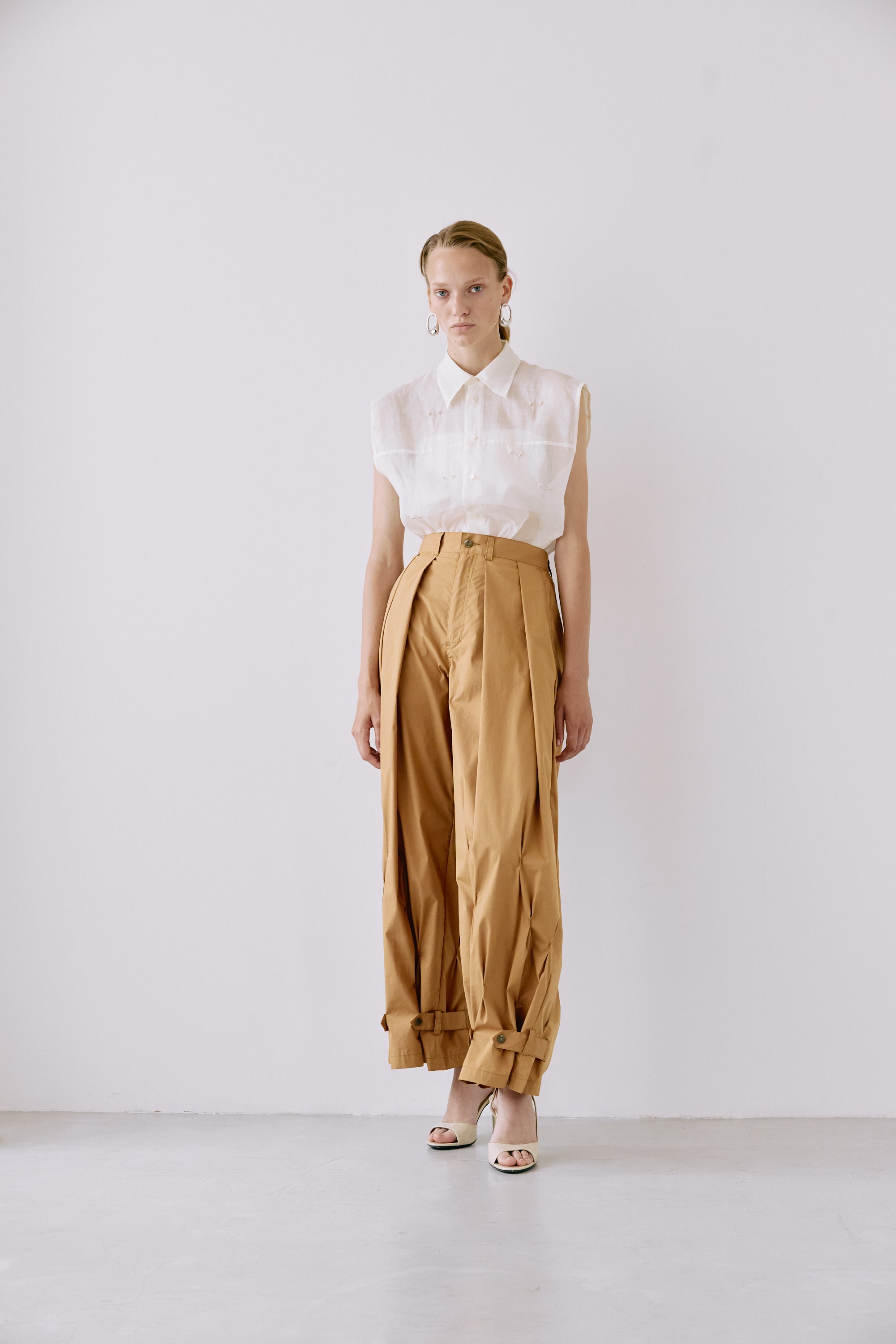Metal stitch sheer  blouse - Off-white