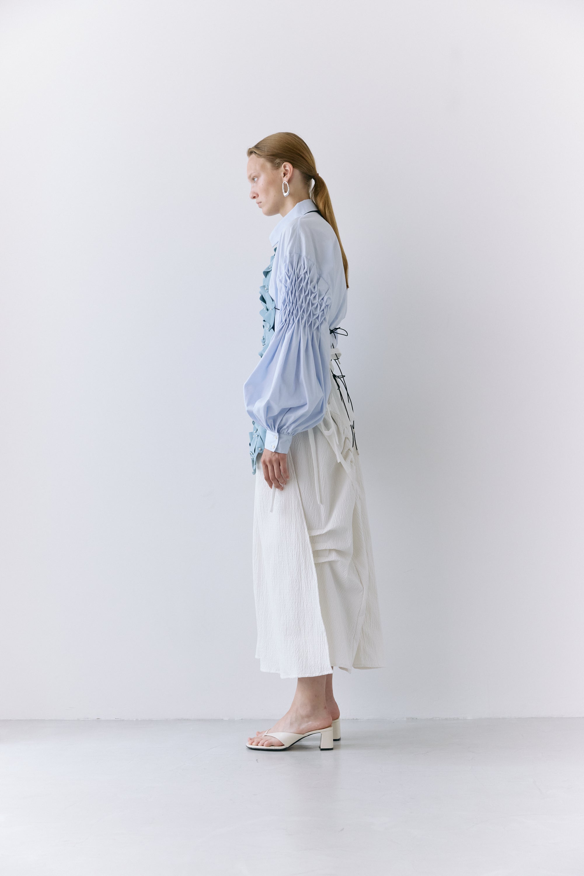 Smocking sleeve blouse - Blue