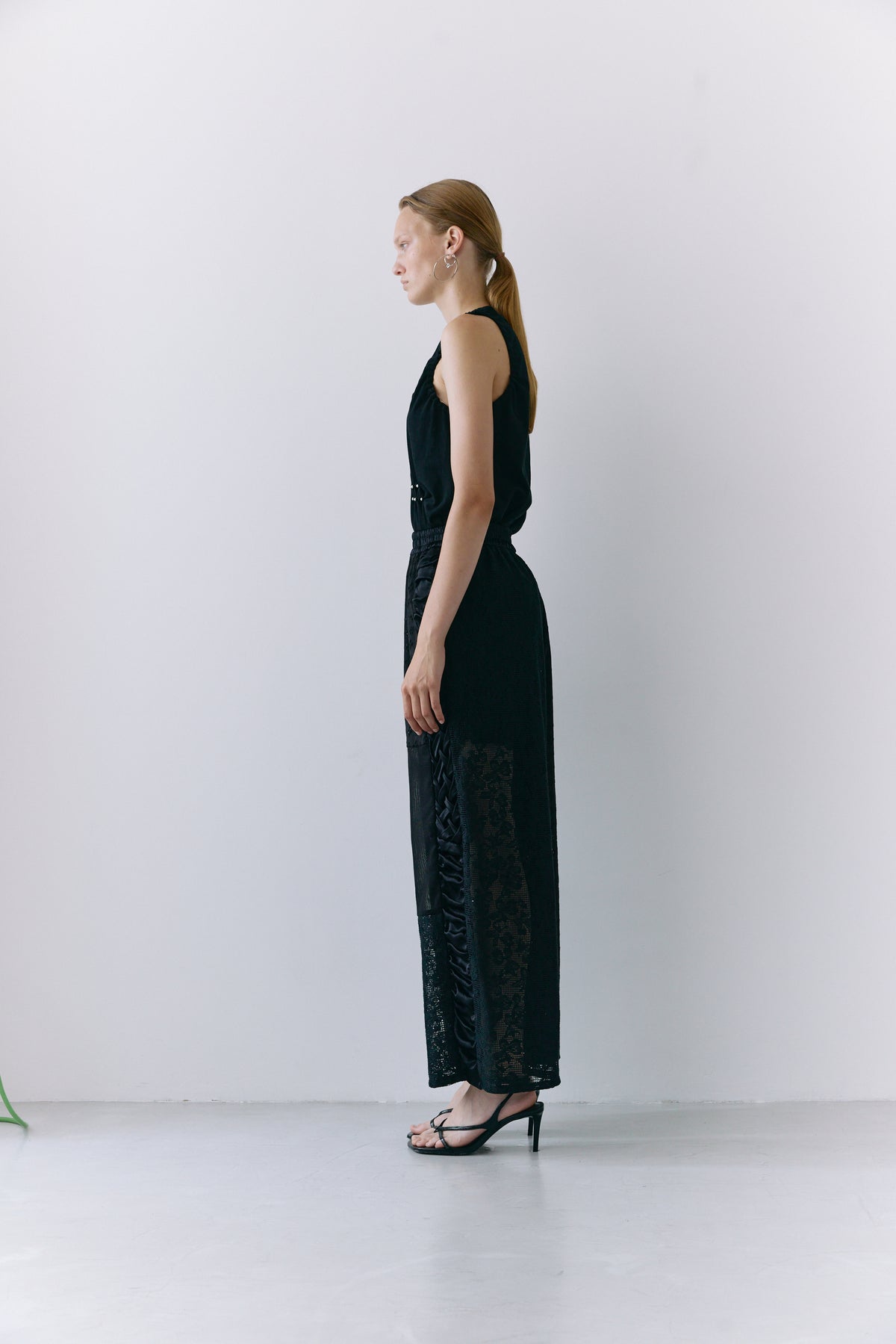 Satin line lace patchwork pants - Black