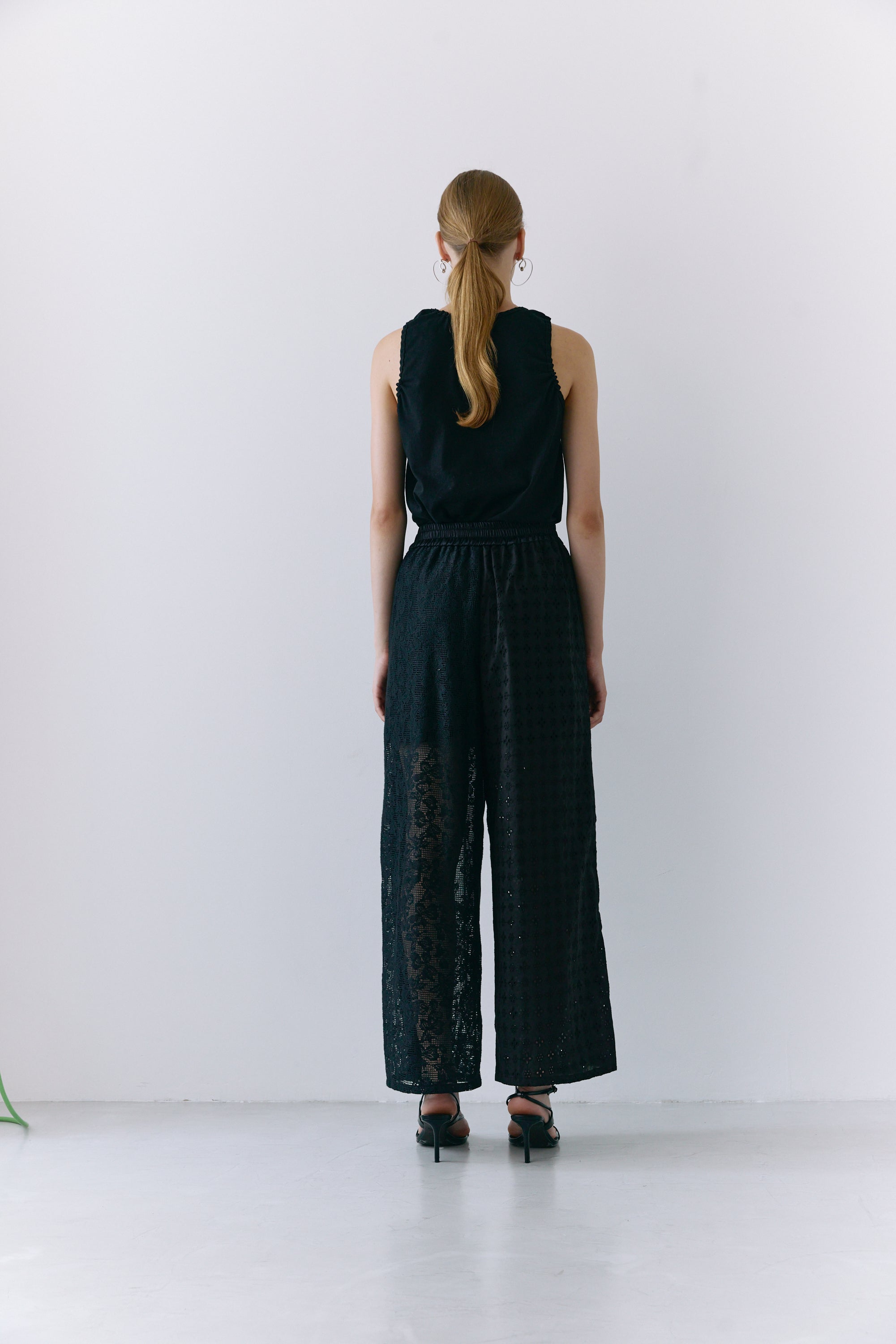 Assemblage smocking gather tank top - Black