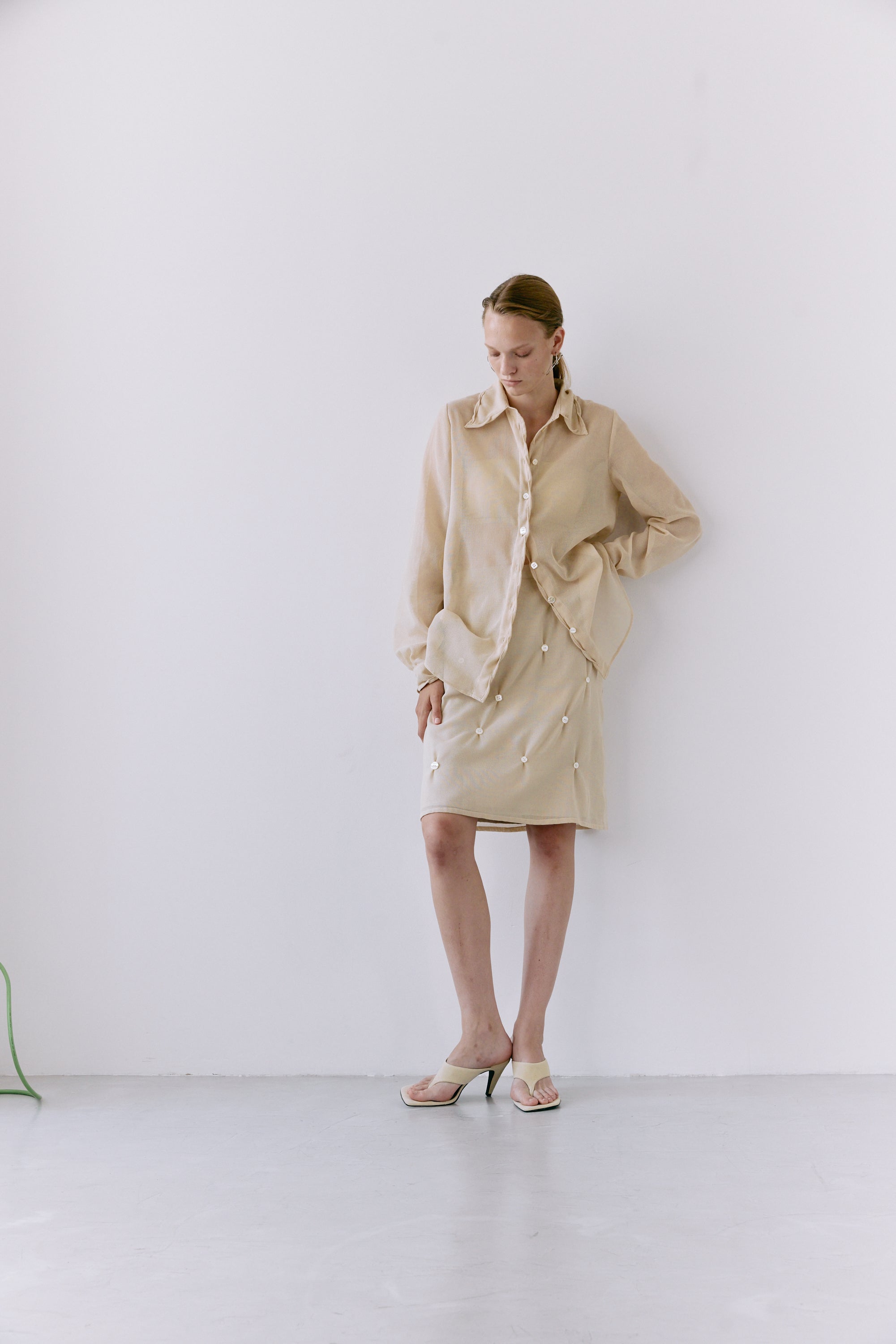 Twist edge karami shirt - Beige