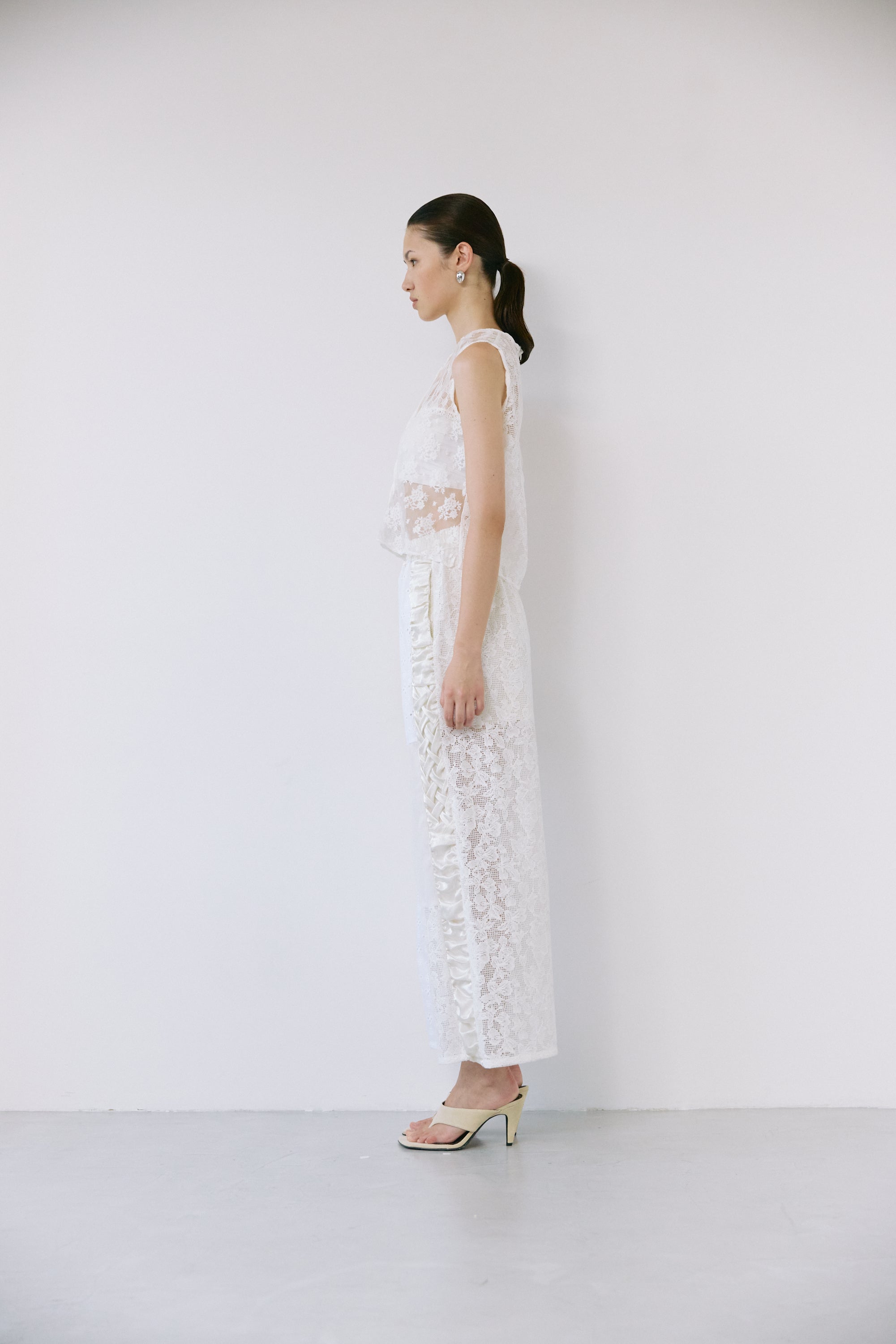Satin line lace patchwork pants - Off-white