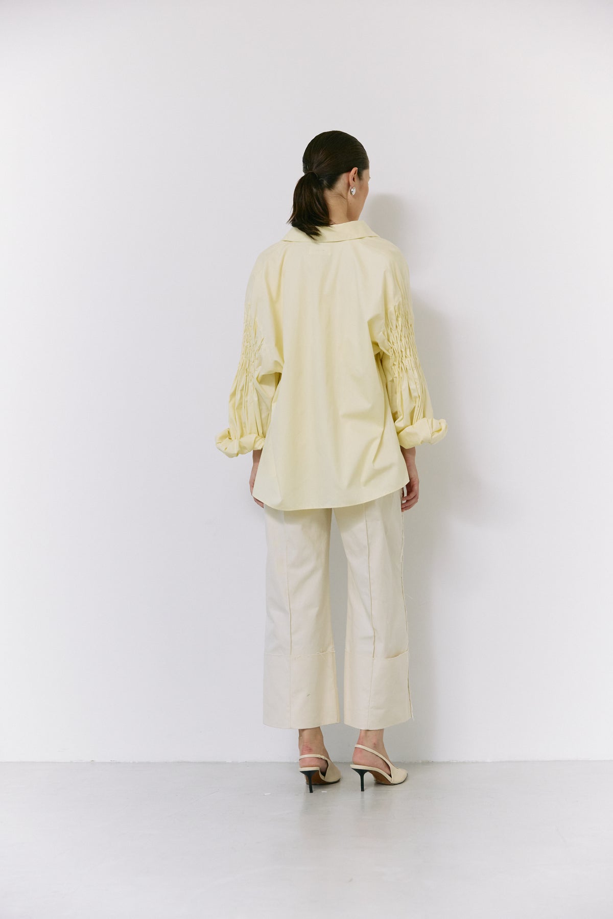 Smocking sleeve blouse - Yellow