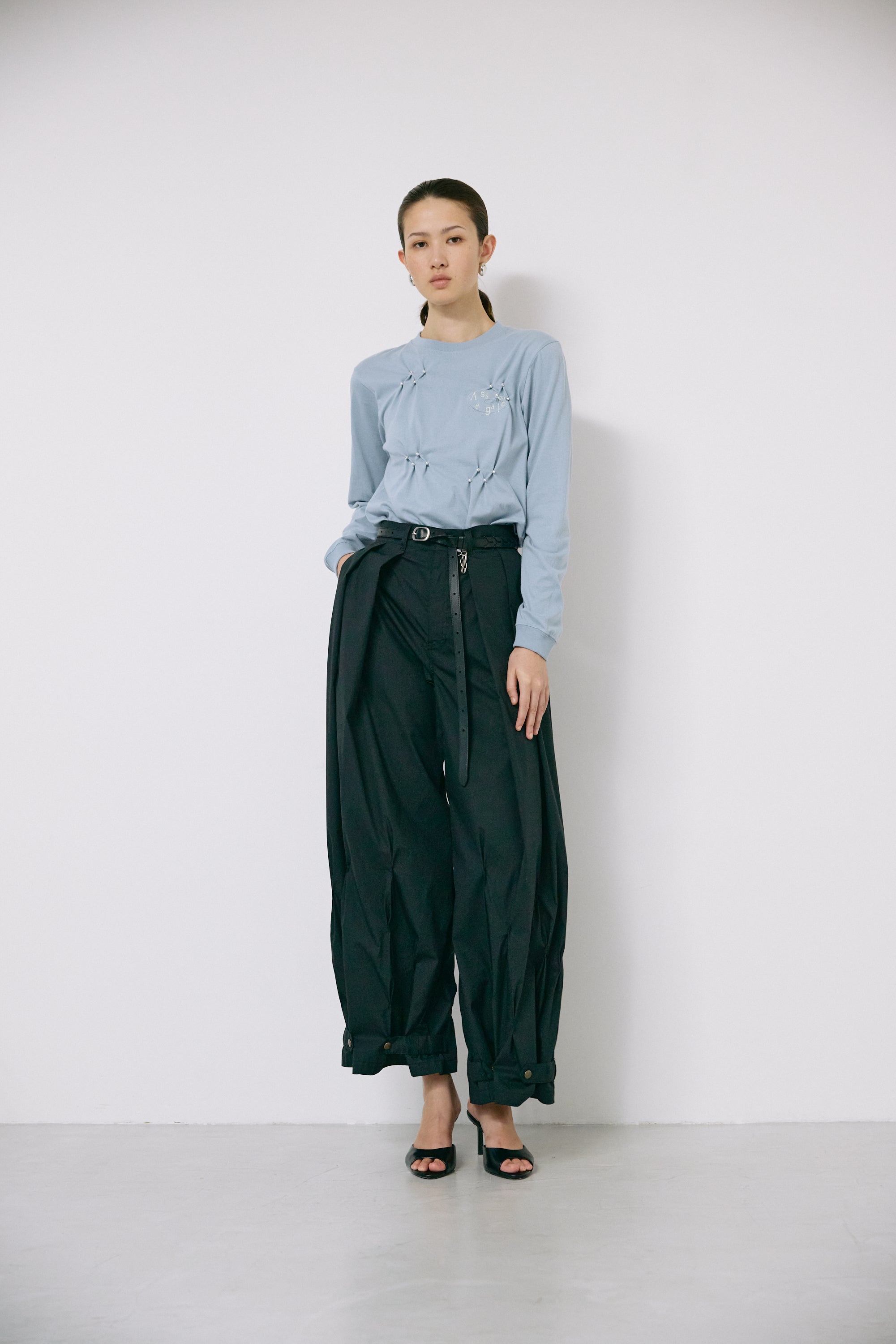 Assemblage smocking long tee - White