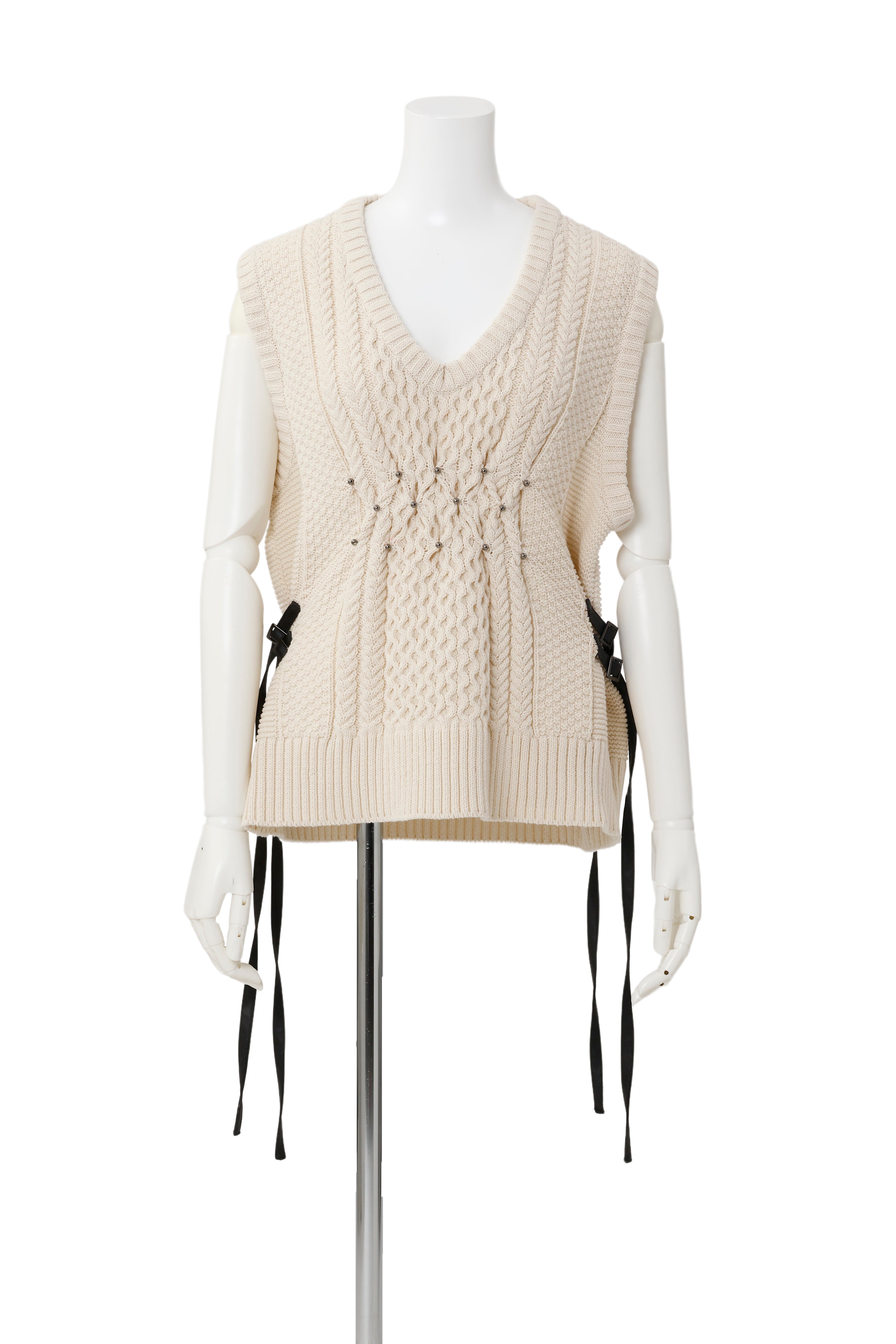 Aran knit vest - Ivory　October delivery