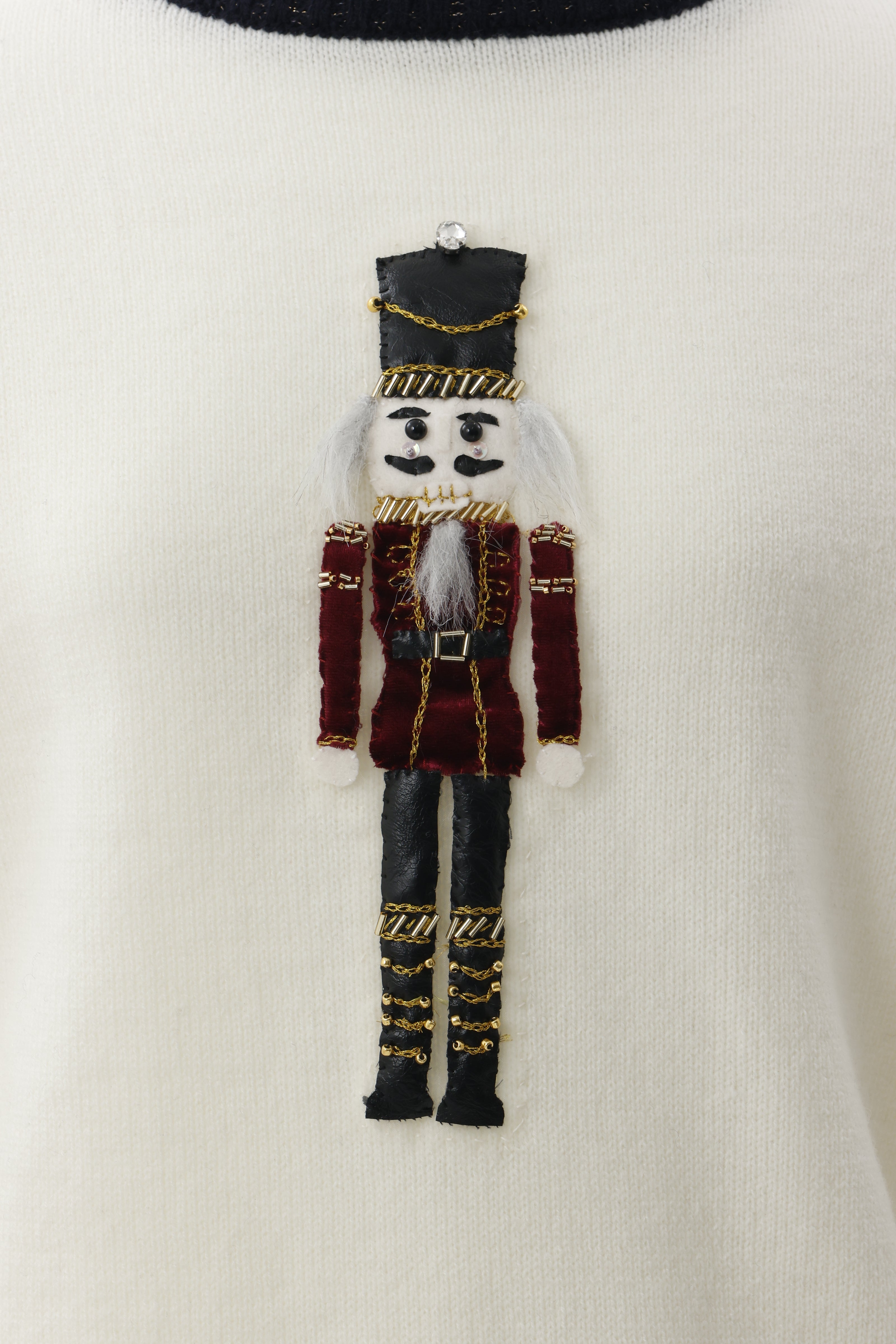 Nutcracker embroidery knit - Ivory