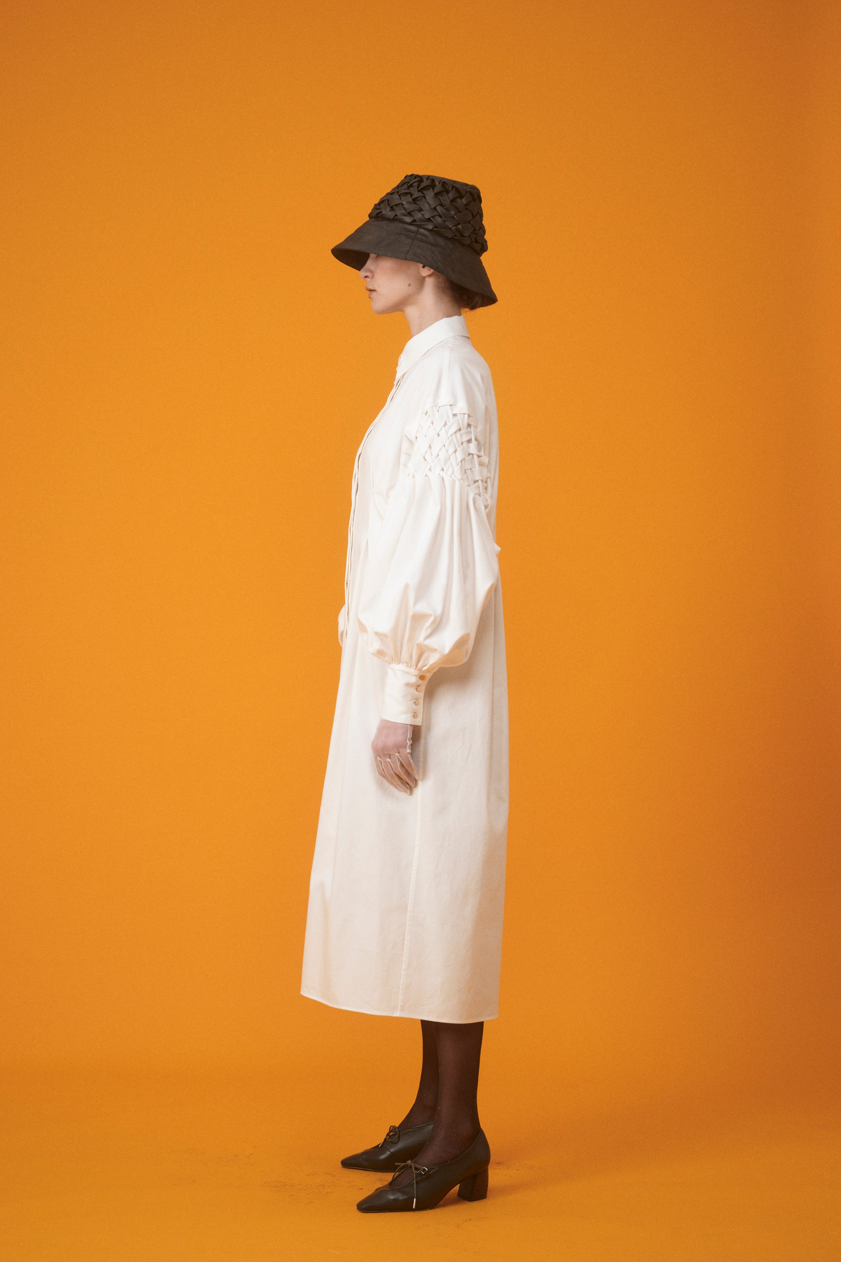 Smocking sleeve shirt dress - White