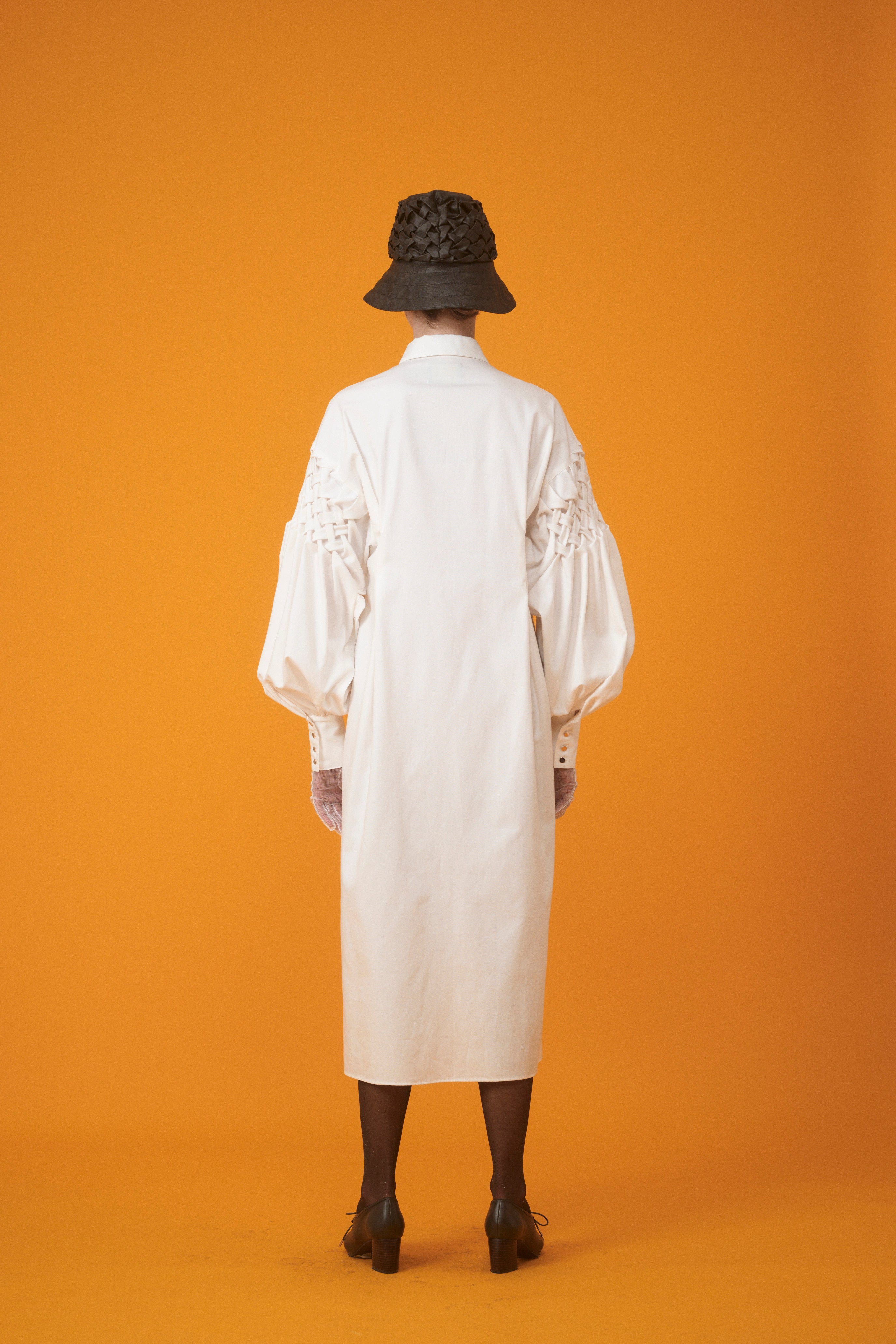 Smocking sleeve shirt dress - White