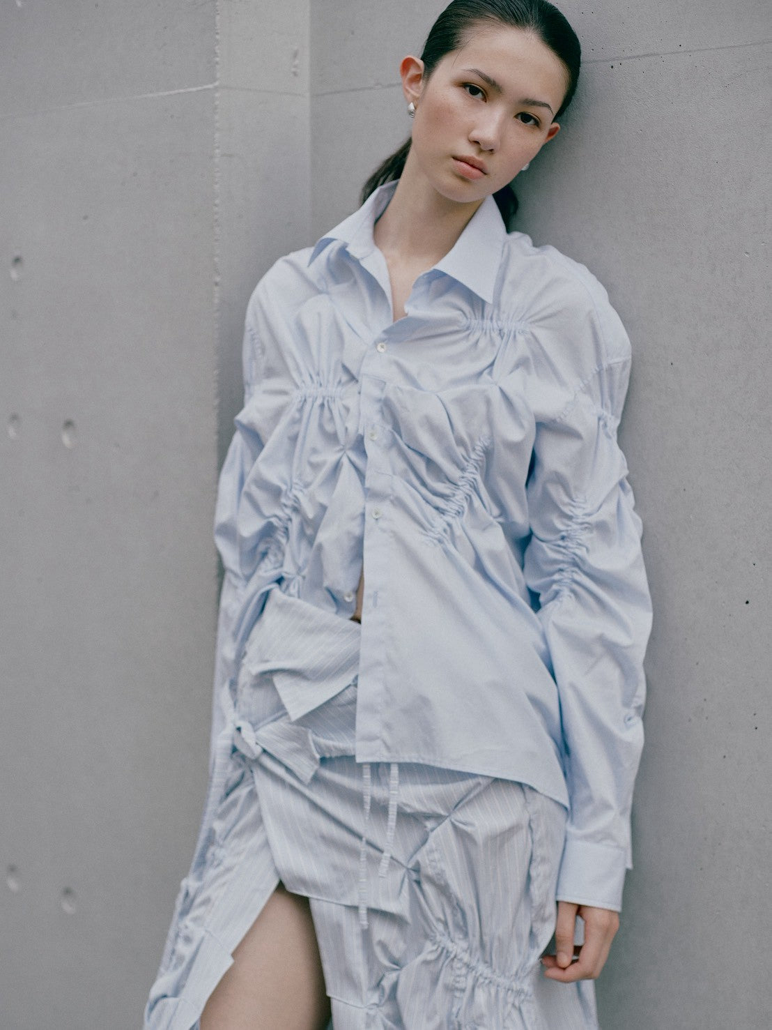 Drape deformation shirt - Blue