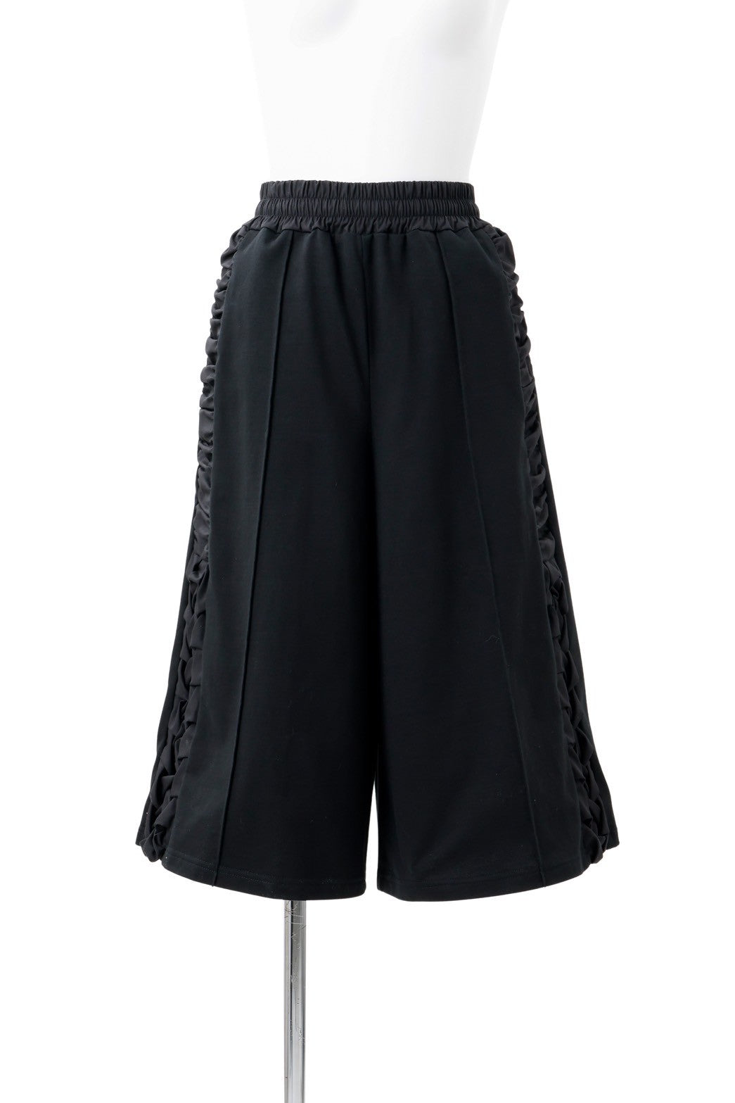 Side gather half pants - Black